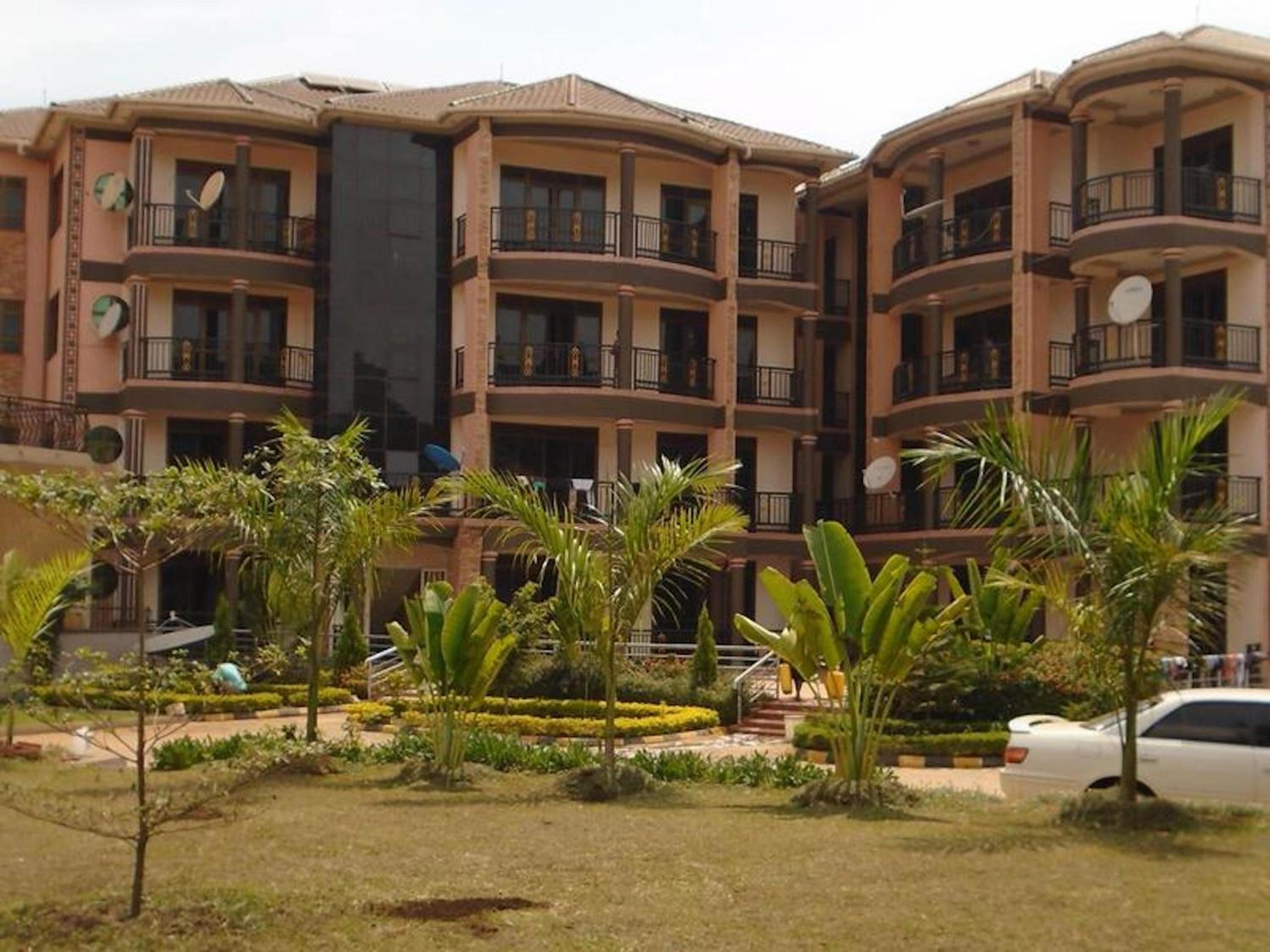 Wonderfull Apartment to stay at wail in Kampala view 2
