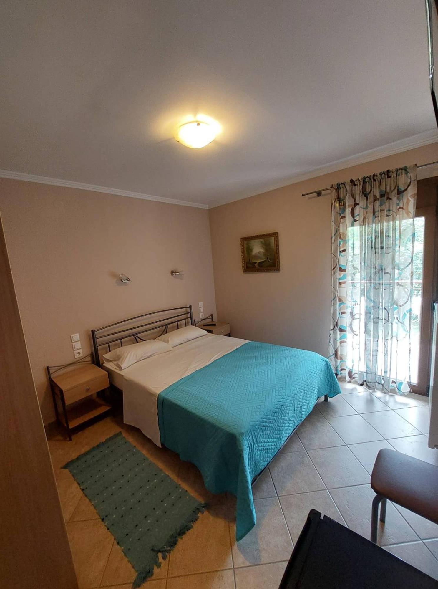 Ziakas Rooms