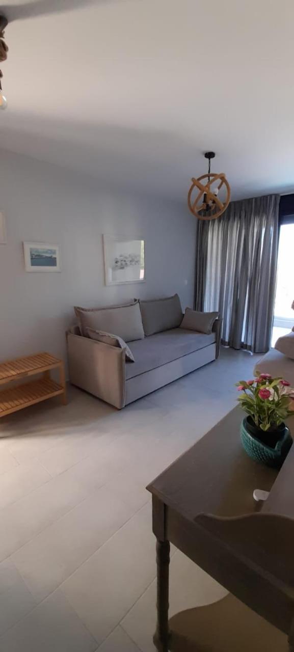 Melivia Luxury Suite view 5