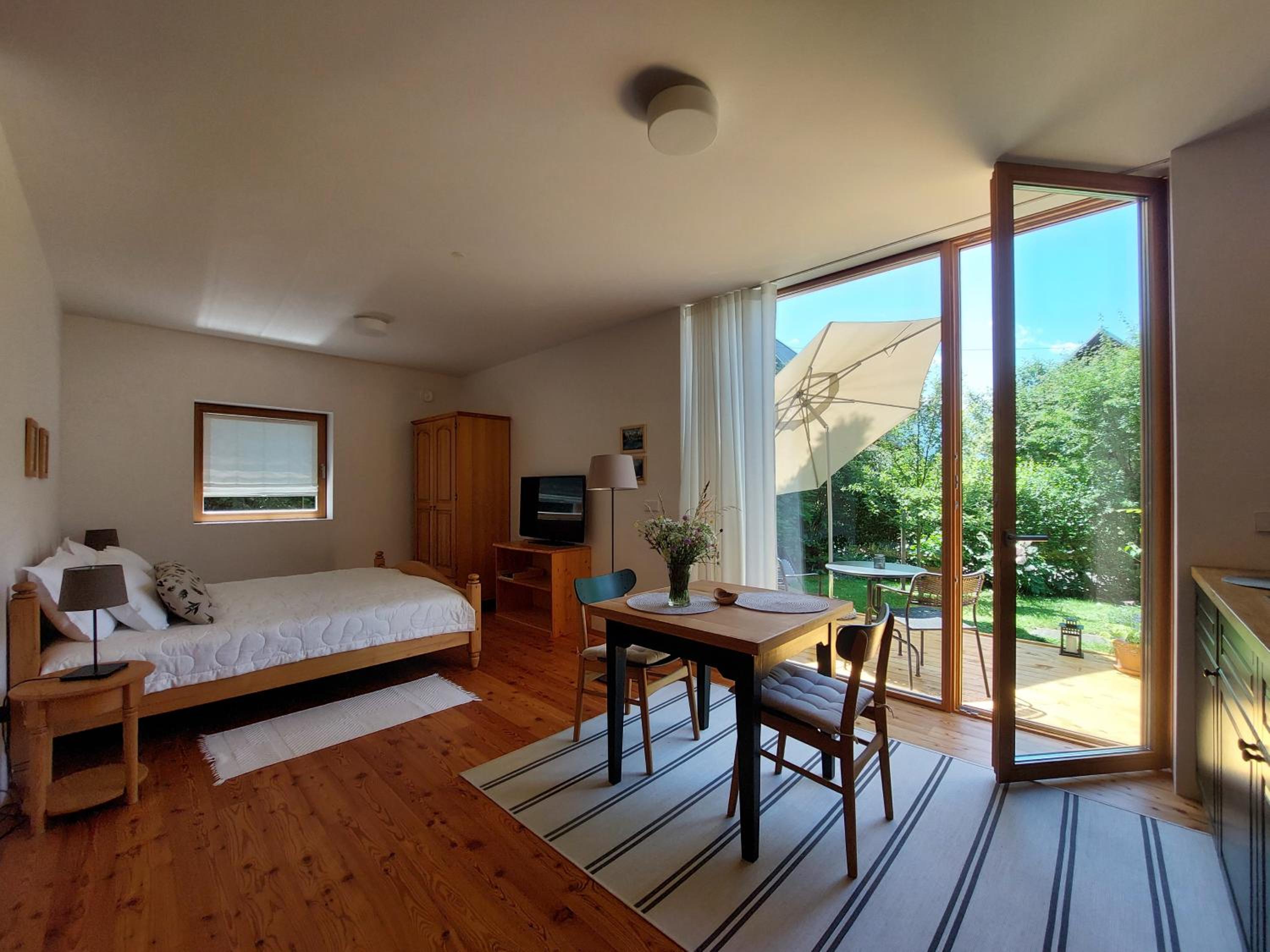 Apartma Hiša 6 view 2