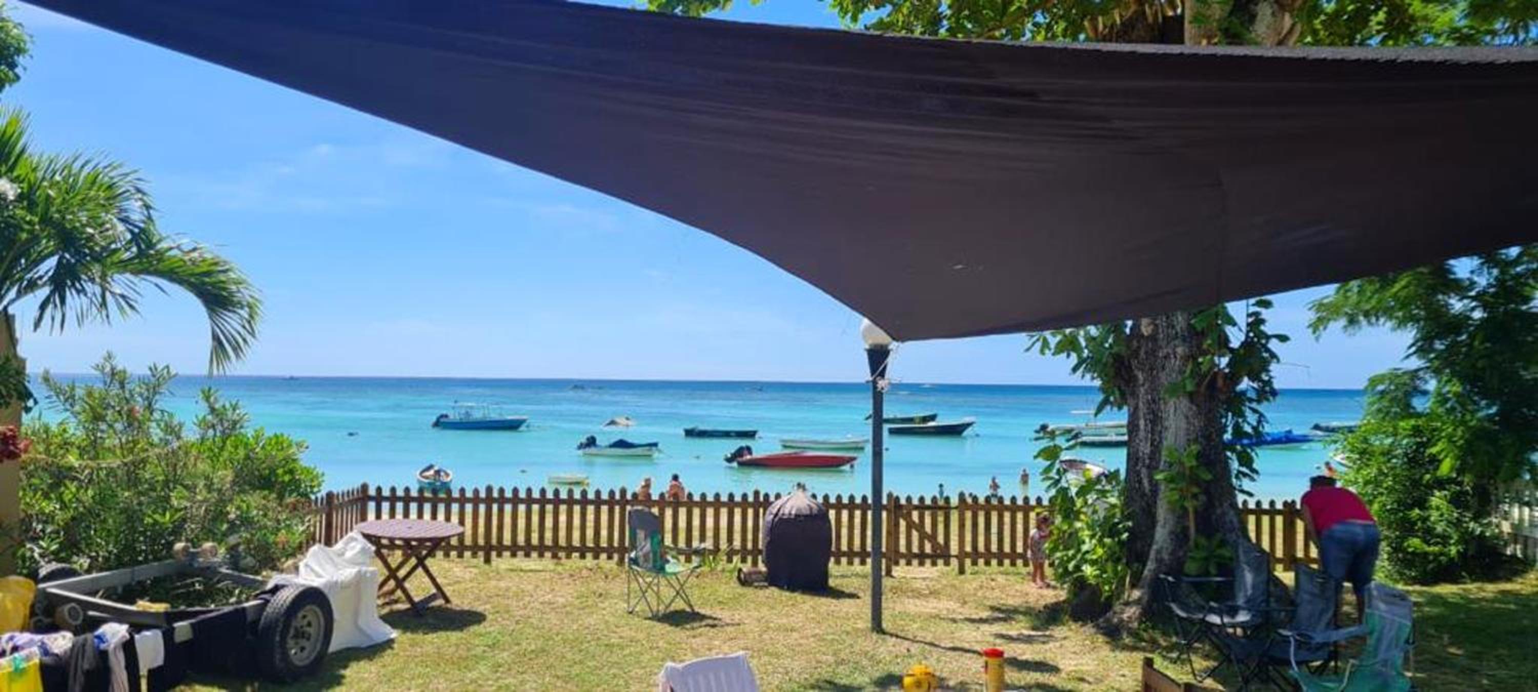 Charming house in Trou aux Biches with direct beach access