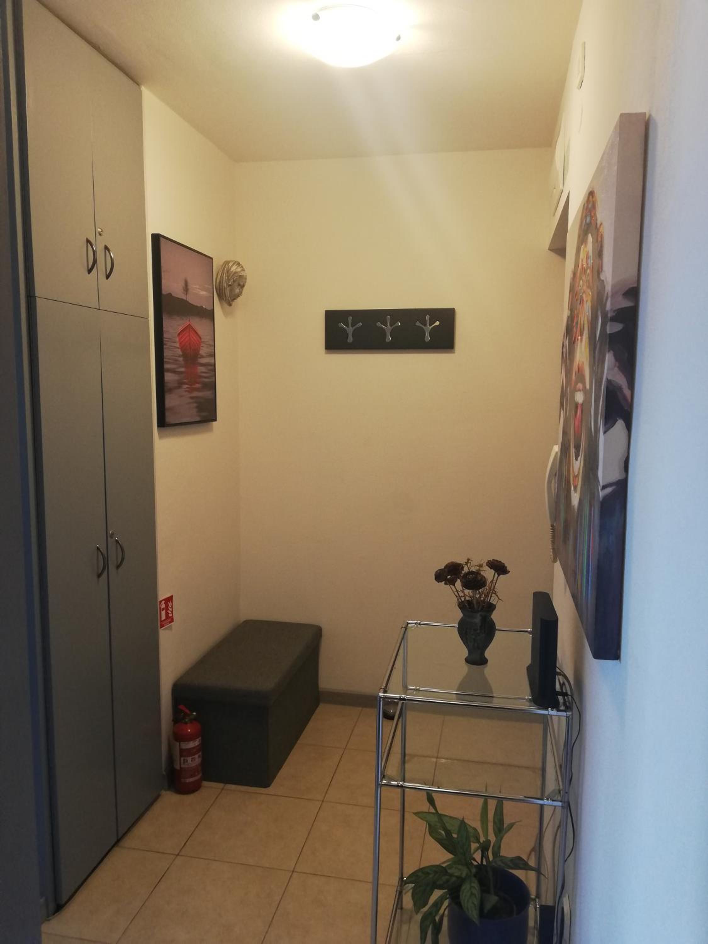 Photo 32