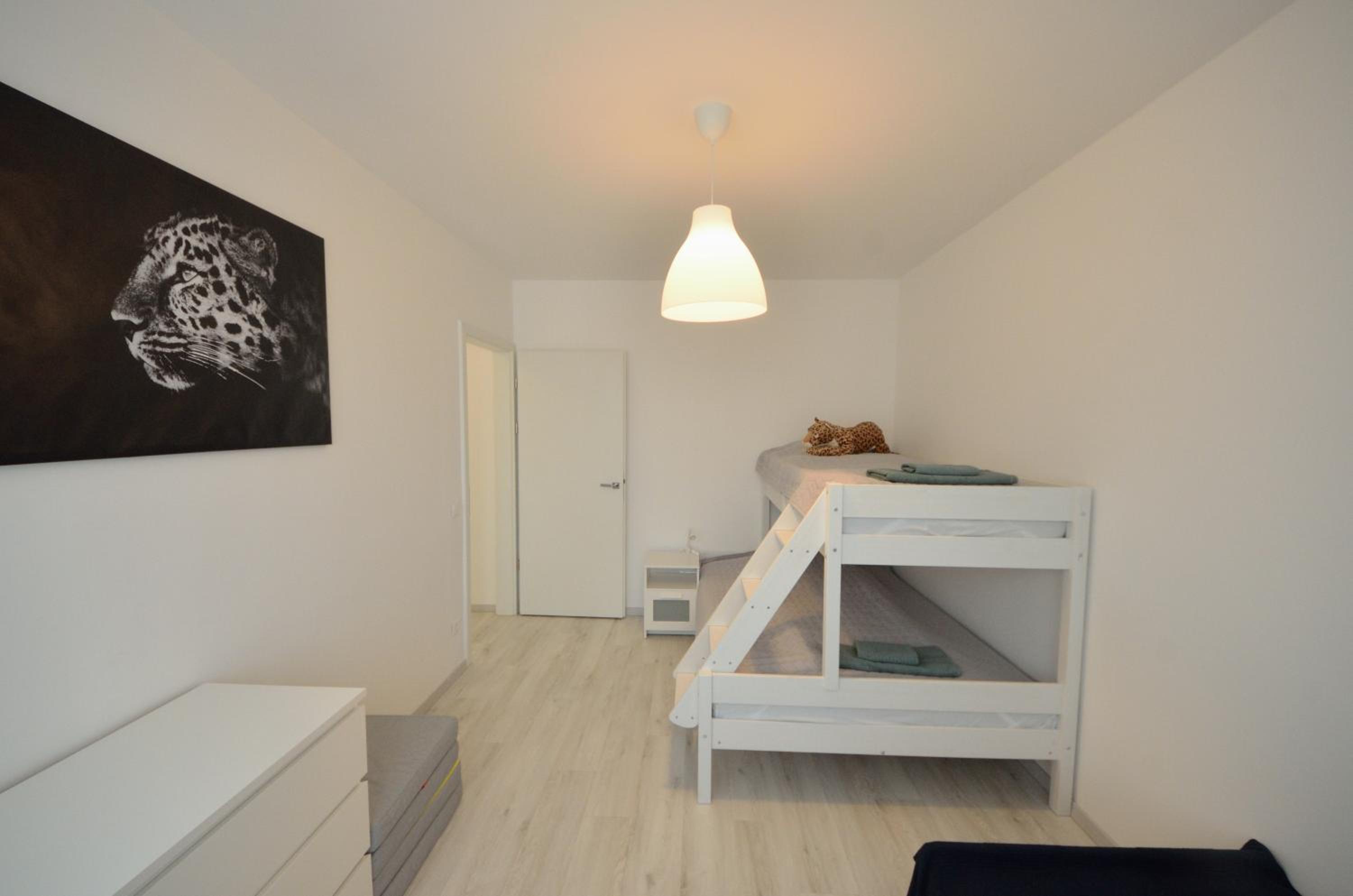 New 2 Bedroom Condo In The Center view 5