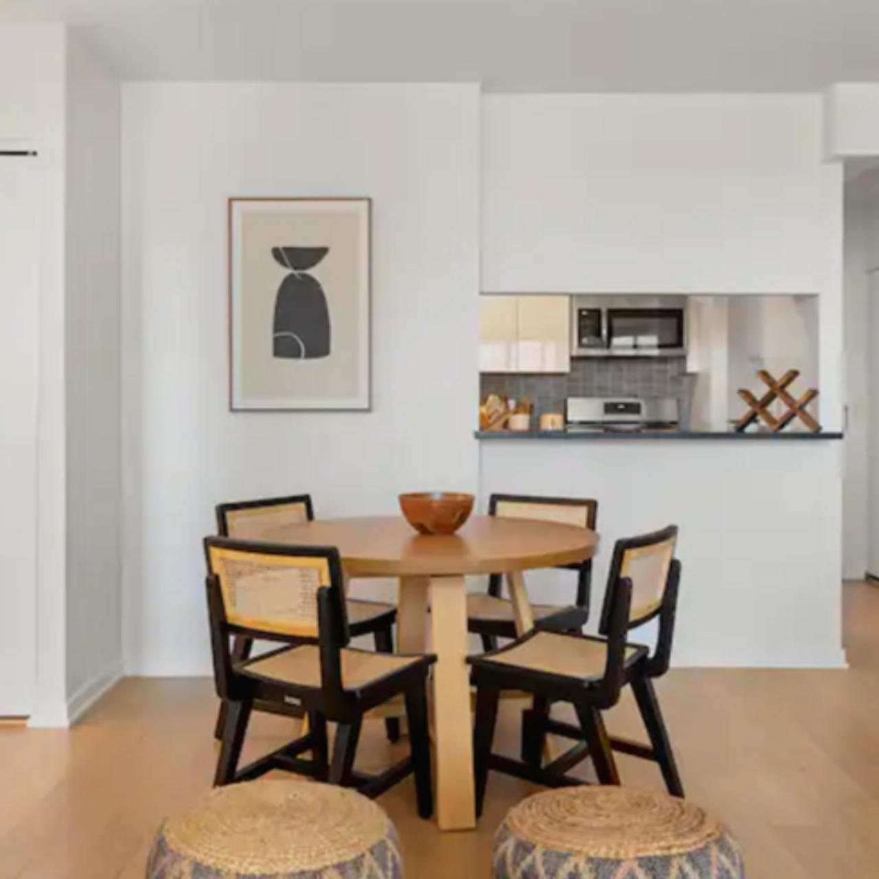 Family Apartment in Excellent Sector of New York