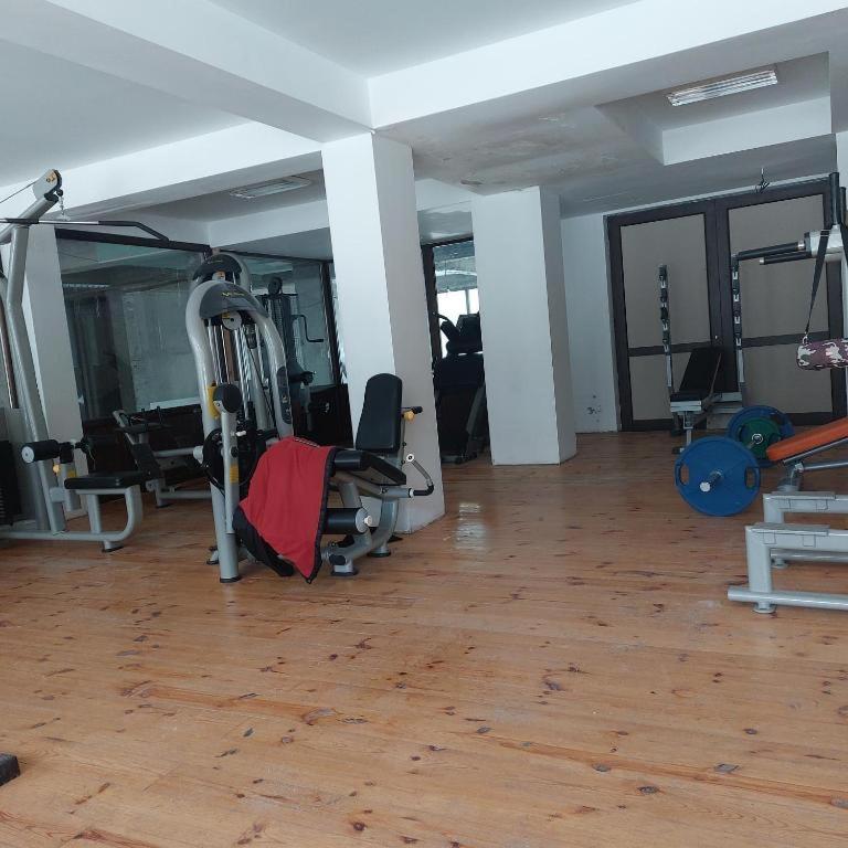 Photo 6