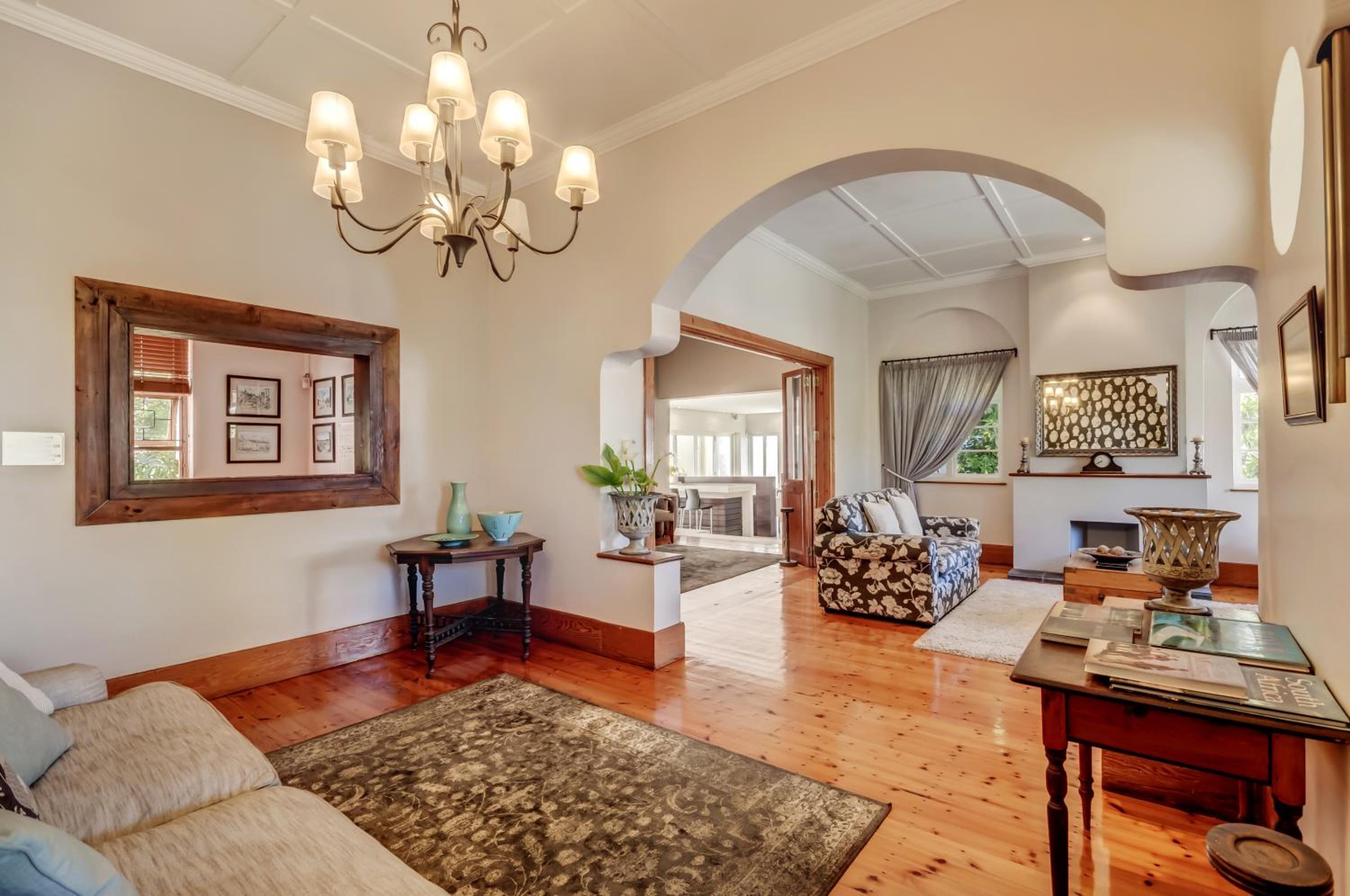 First Avenue Guesthouse