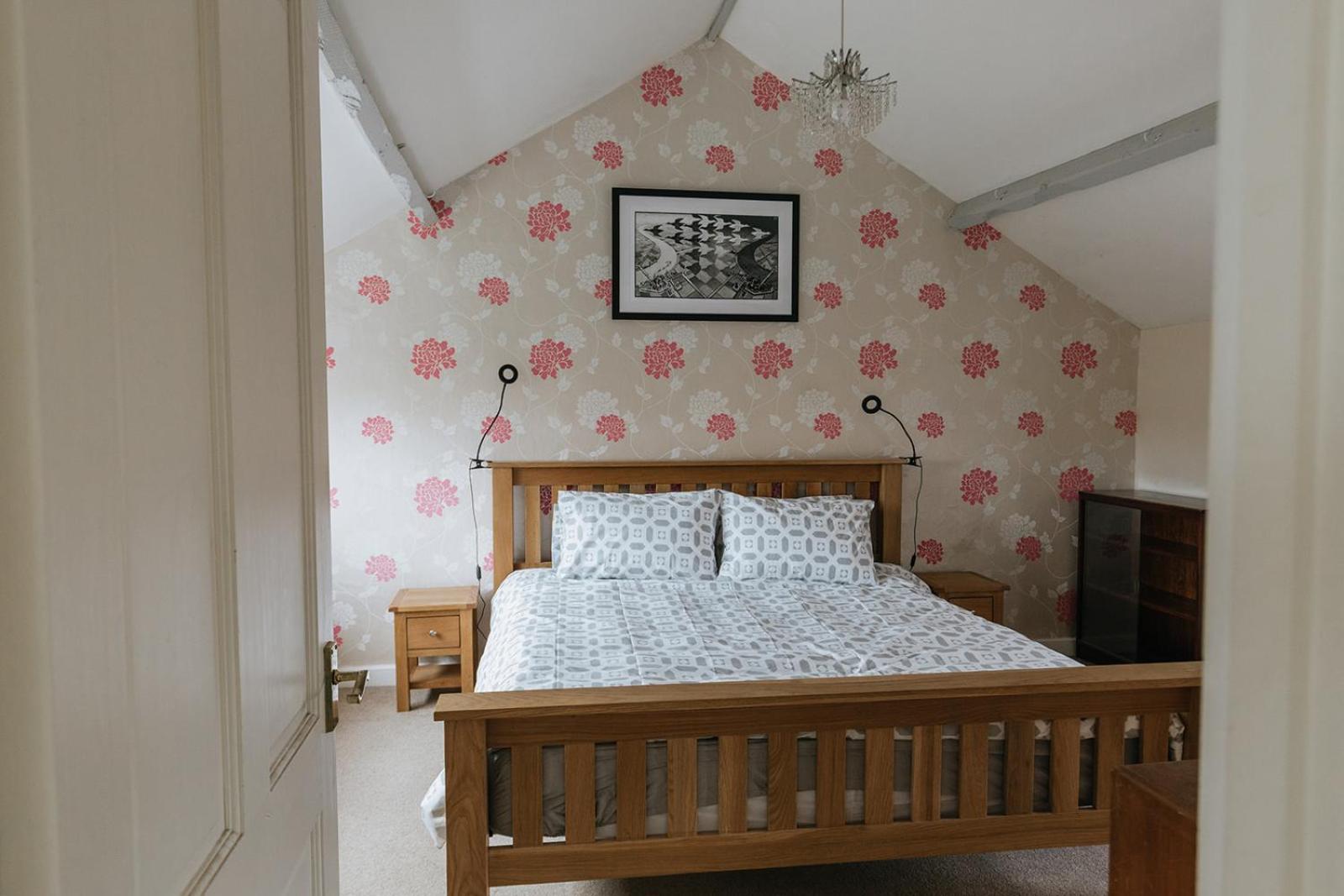 ELM HOUSE COTTAGE - 2 Bed Cottage in High Hesket on the edge of the Lake District, Cumbria