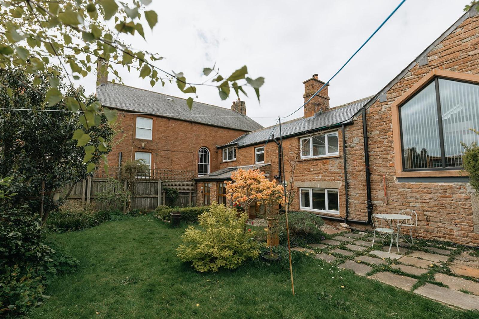 ELM HOUSE COTTAGE - 2 Bed Cottage in High Hesket on the edge of the Lake District, Cumbria