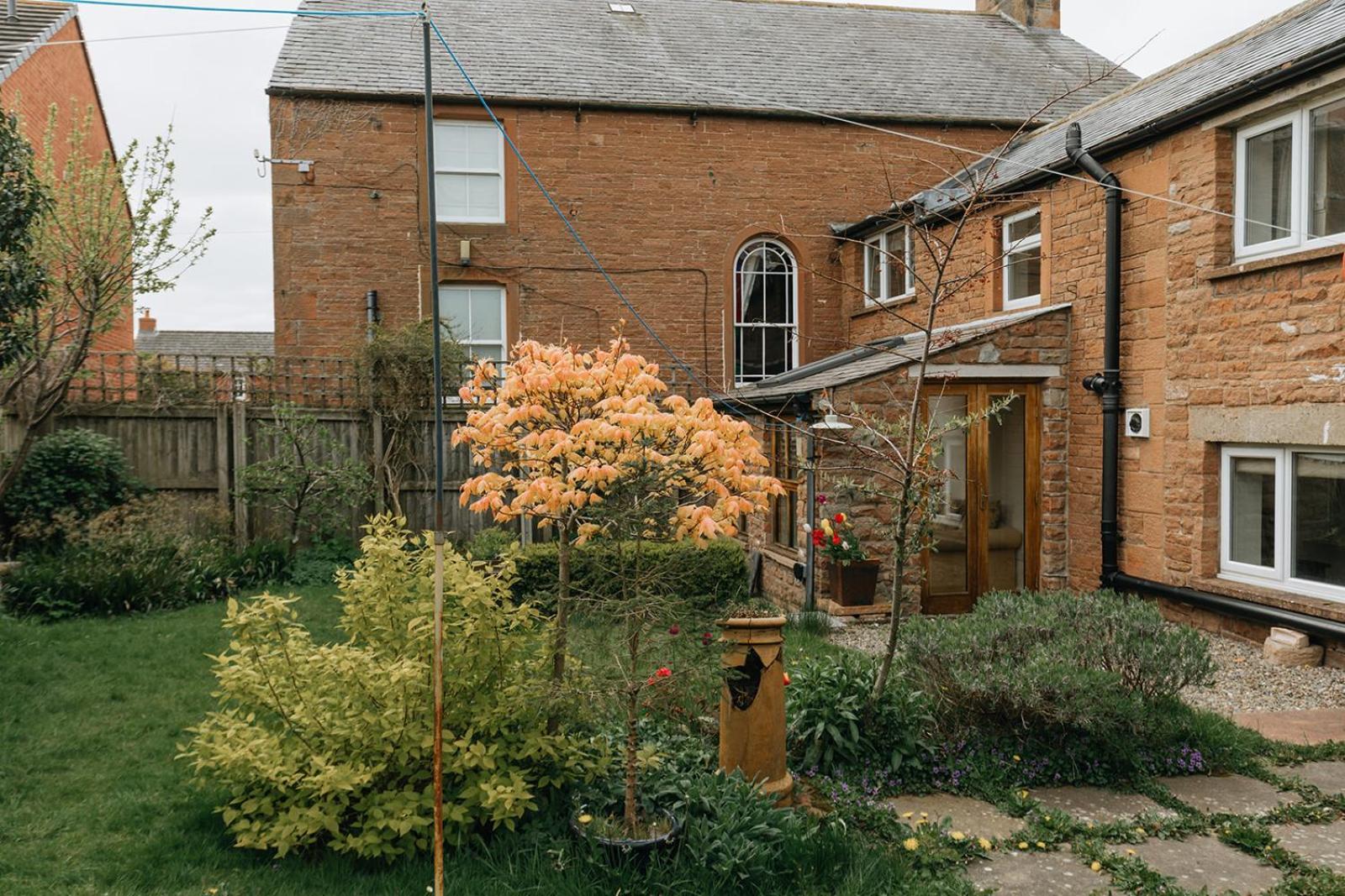 ELM HOUSE COTTAGE - 2 Bed Cottage in High Hesket on the edge of the Lake District, Cumbria