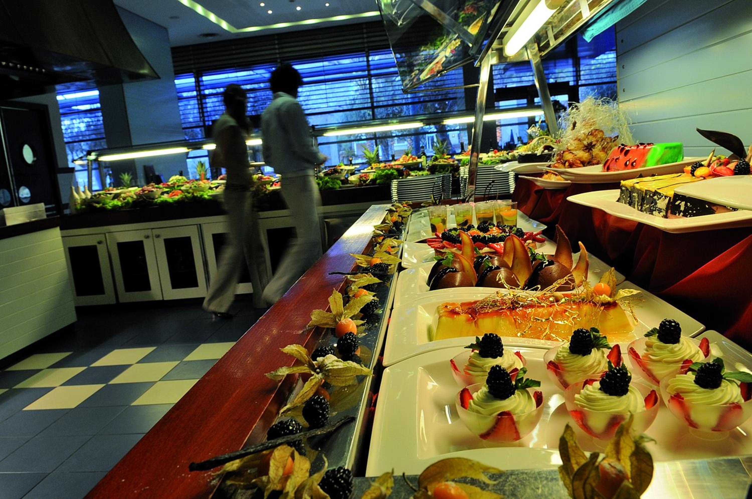 Loutraki Vacations - Club Hotel Casino Loutraki - Property Image 17