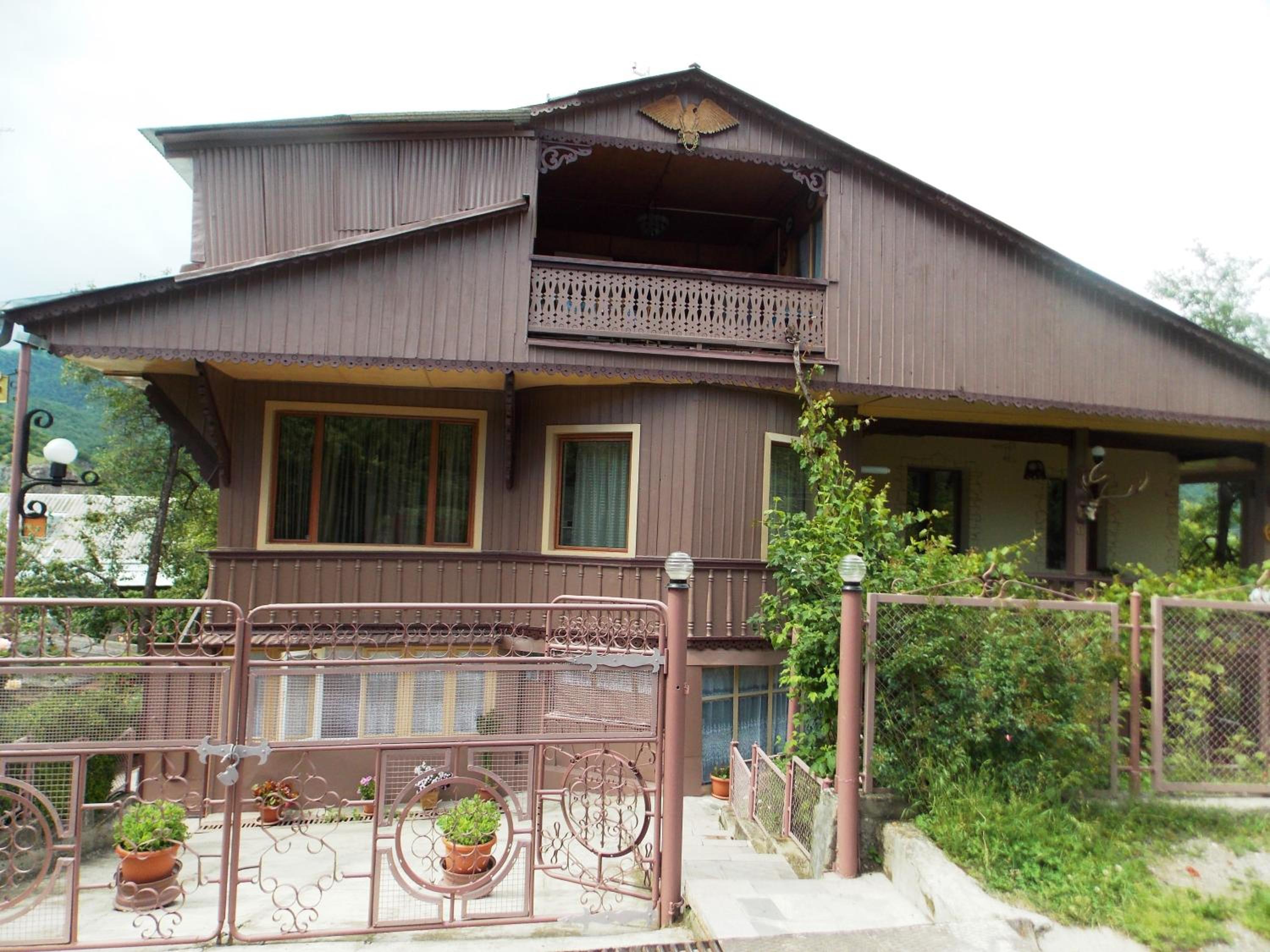 ARTSIV Guesthouse