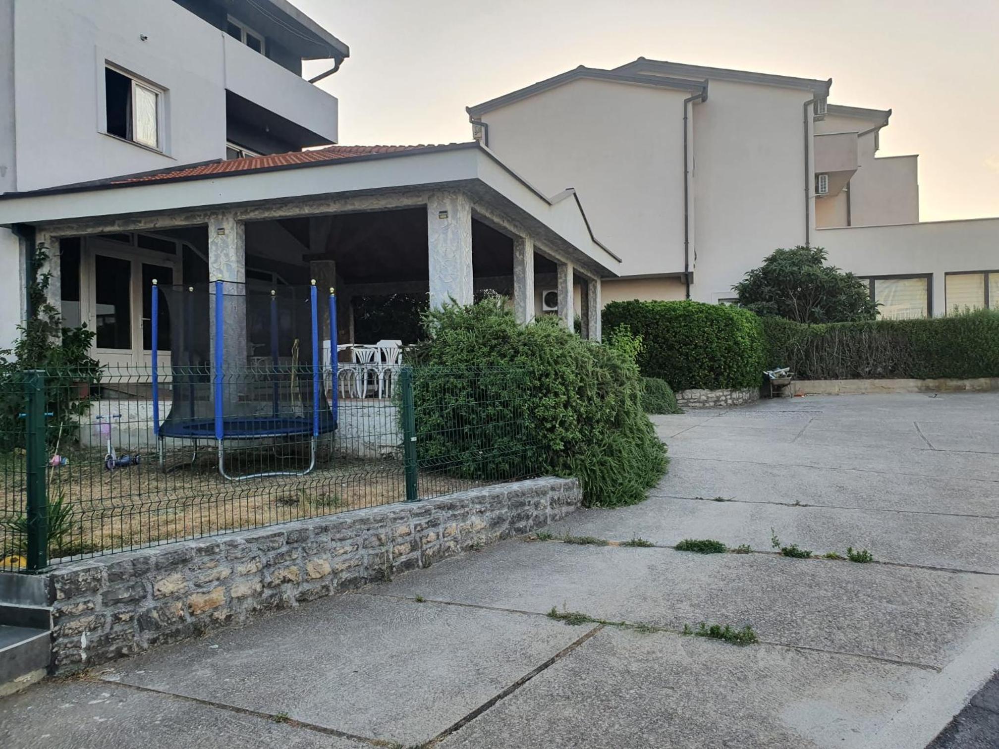 Apartments Joja
