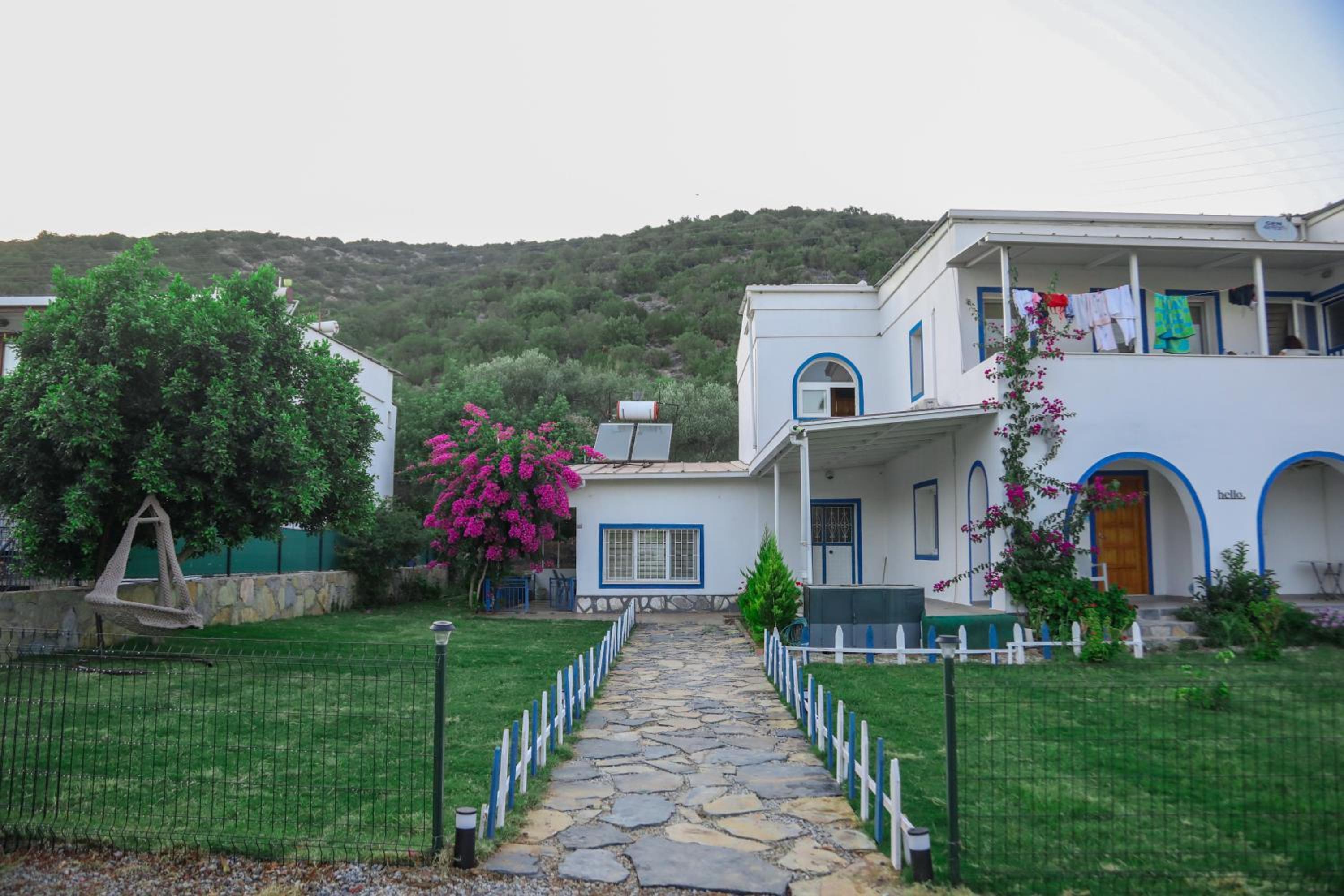 Yalıyanı Pansiyon
