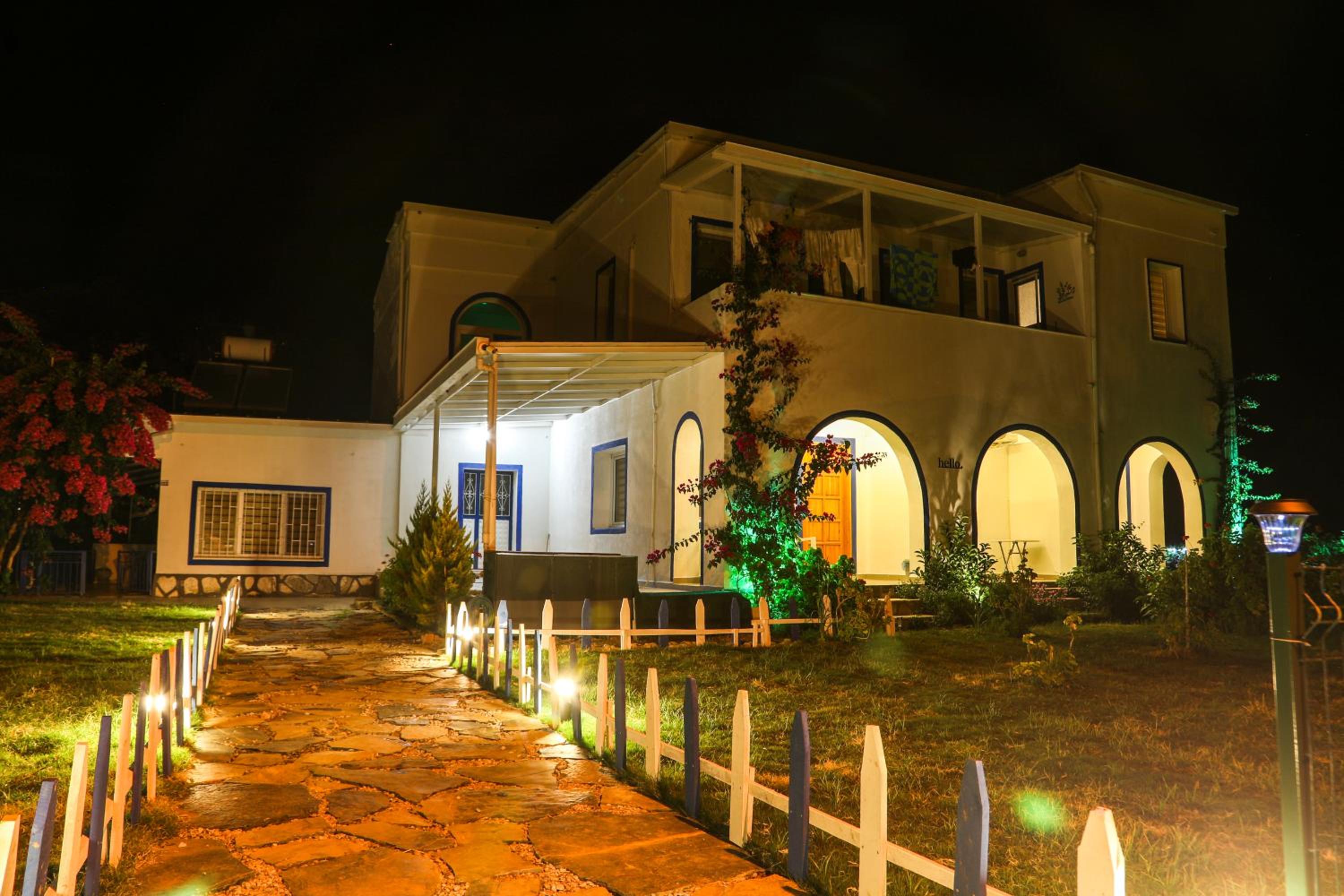Yalıyanı Pansiyon