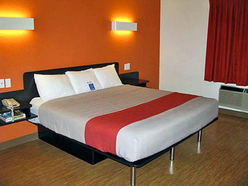 Motel 6-South Haven, KS