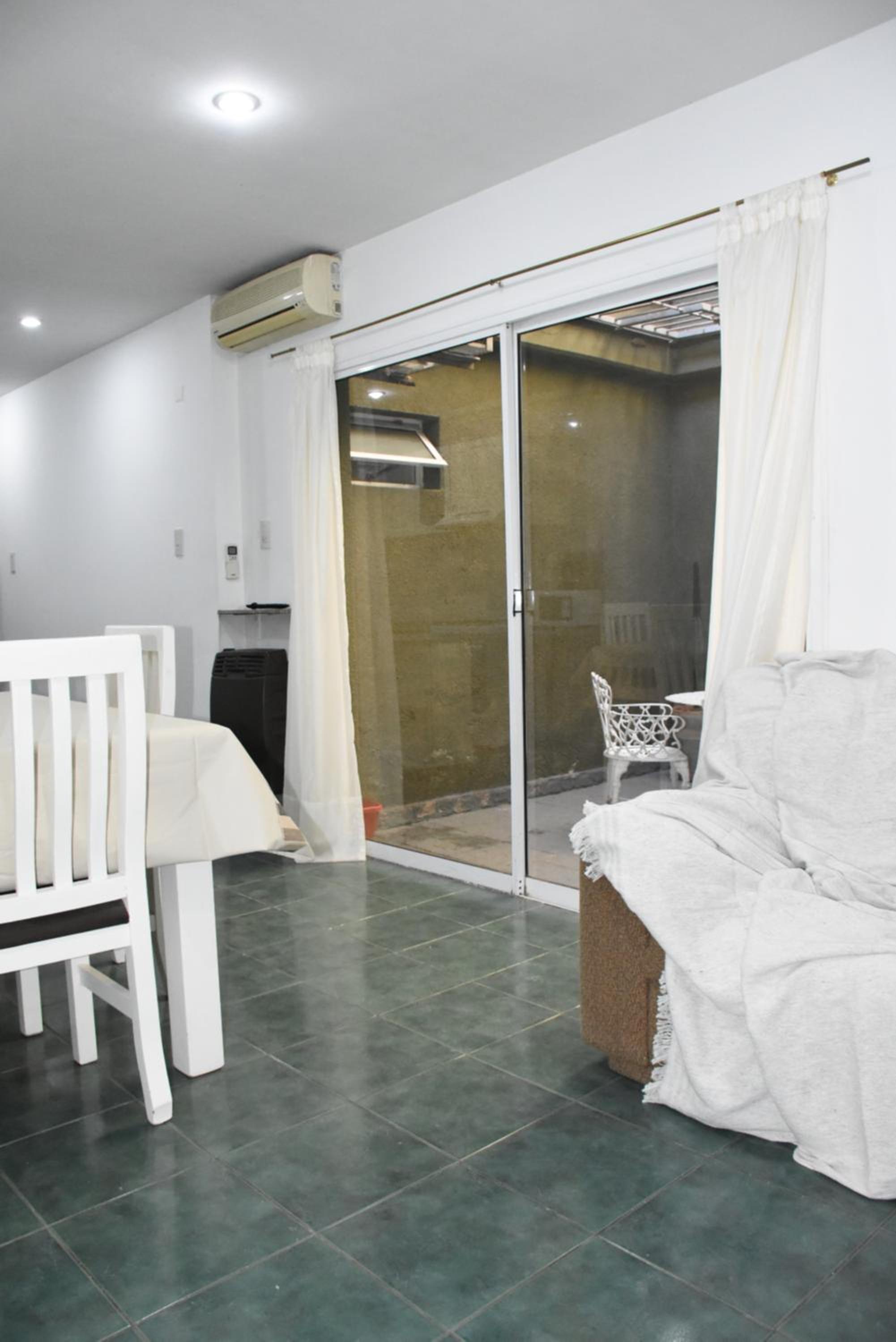 Céntrico y moderno departamento