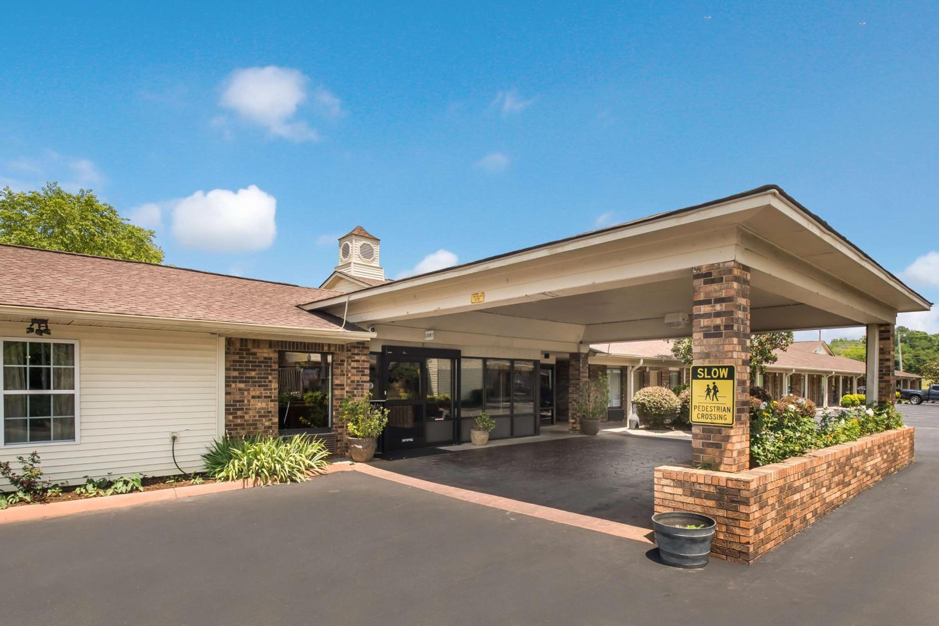 Winchester Vacations - Best Western Inn Winchester - Property Image 5