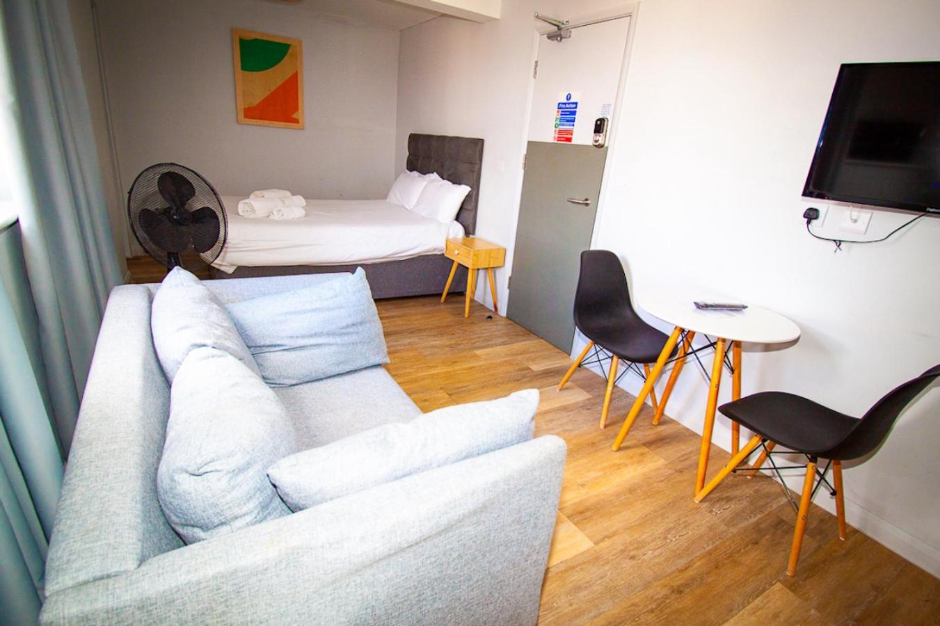 OYO Studiotel Great Yarmouth - Modern Hotel Apartments