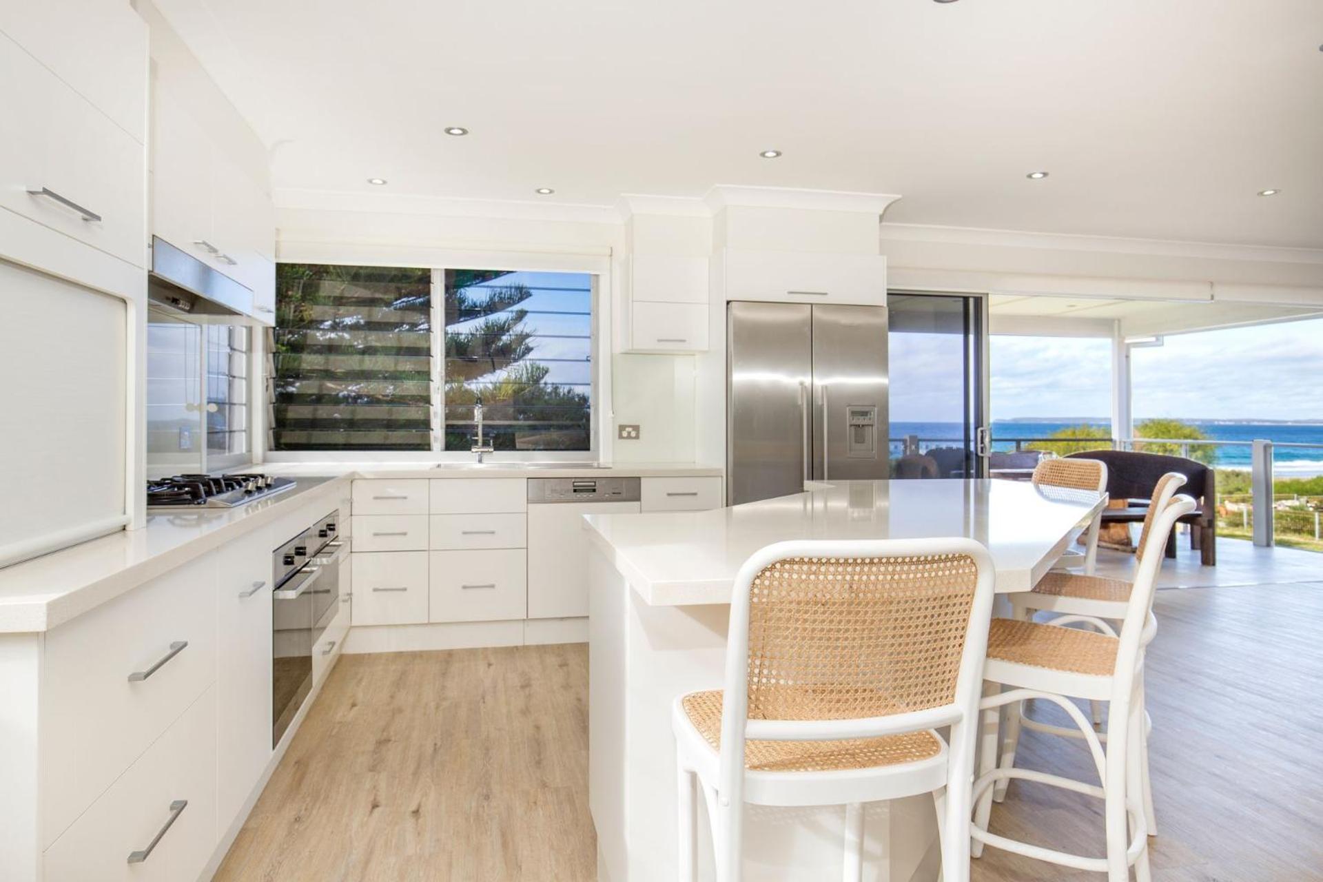 Watermans Pet Friendly 1 Min Walk to Beach