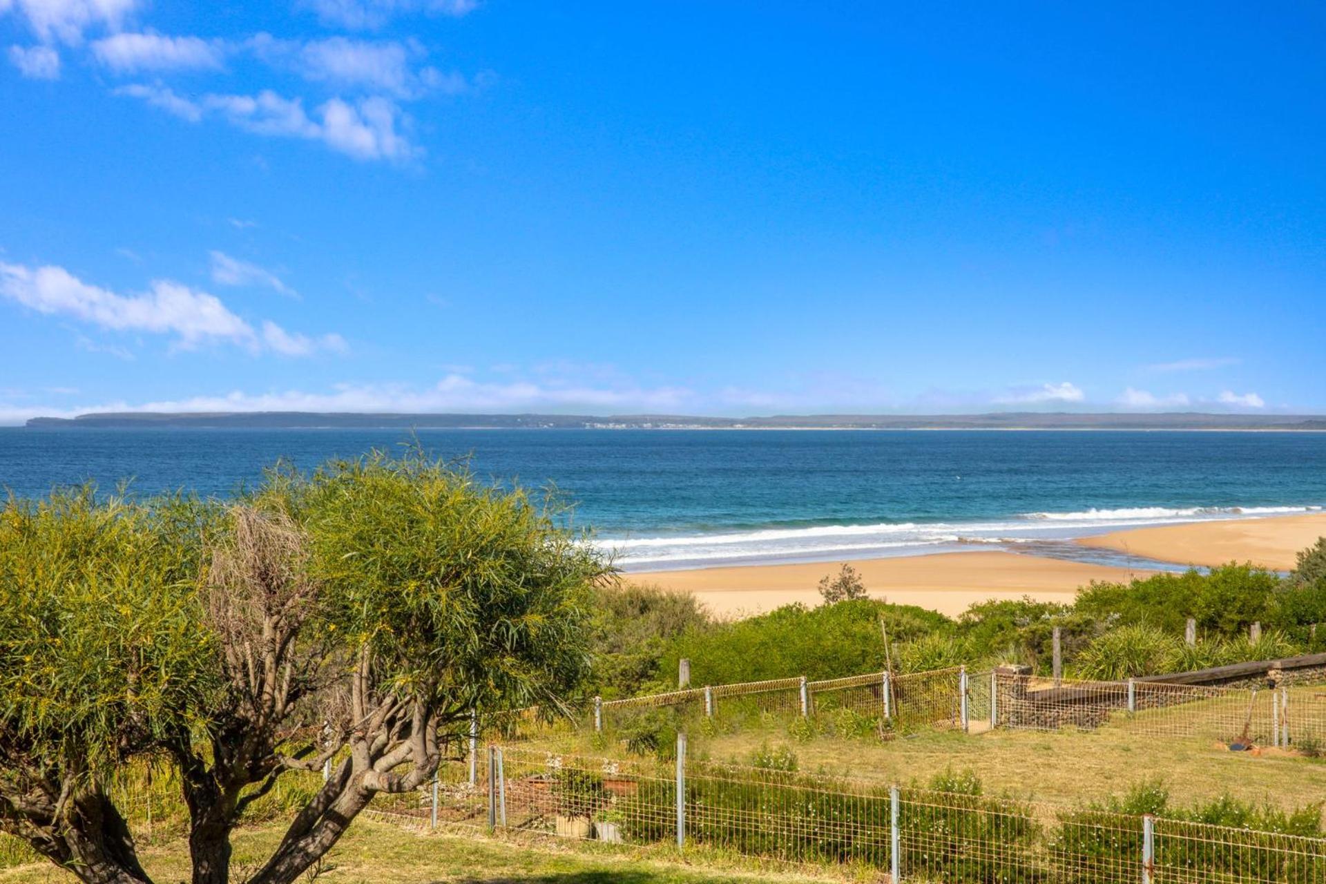 Watermans Pet Friendly 1 Min Walk to Beach