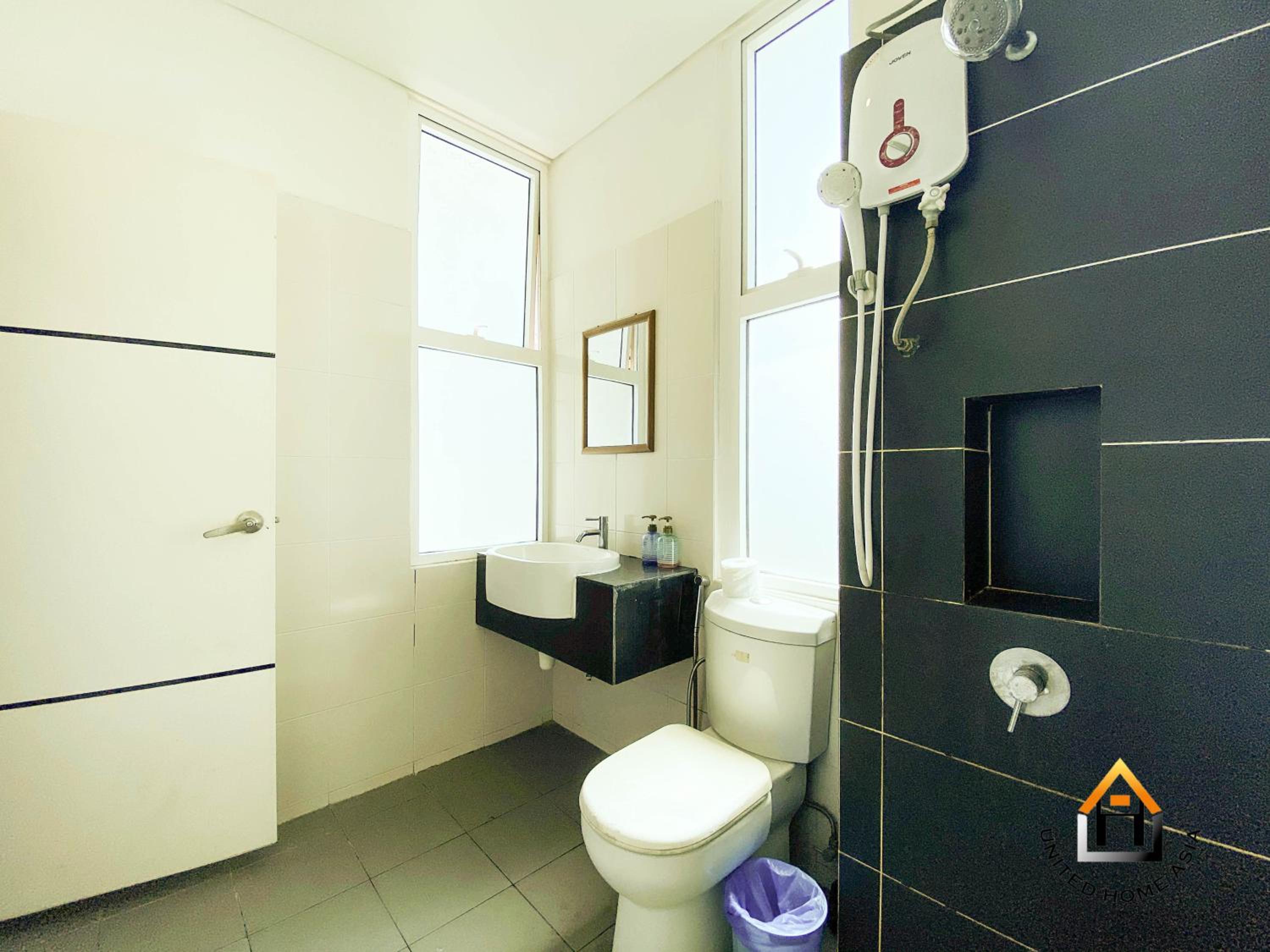 Holi 1Medini Themed Suites