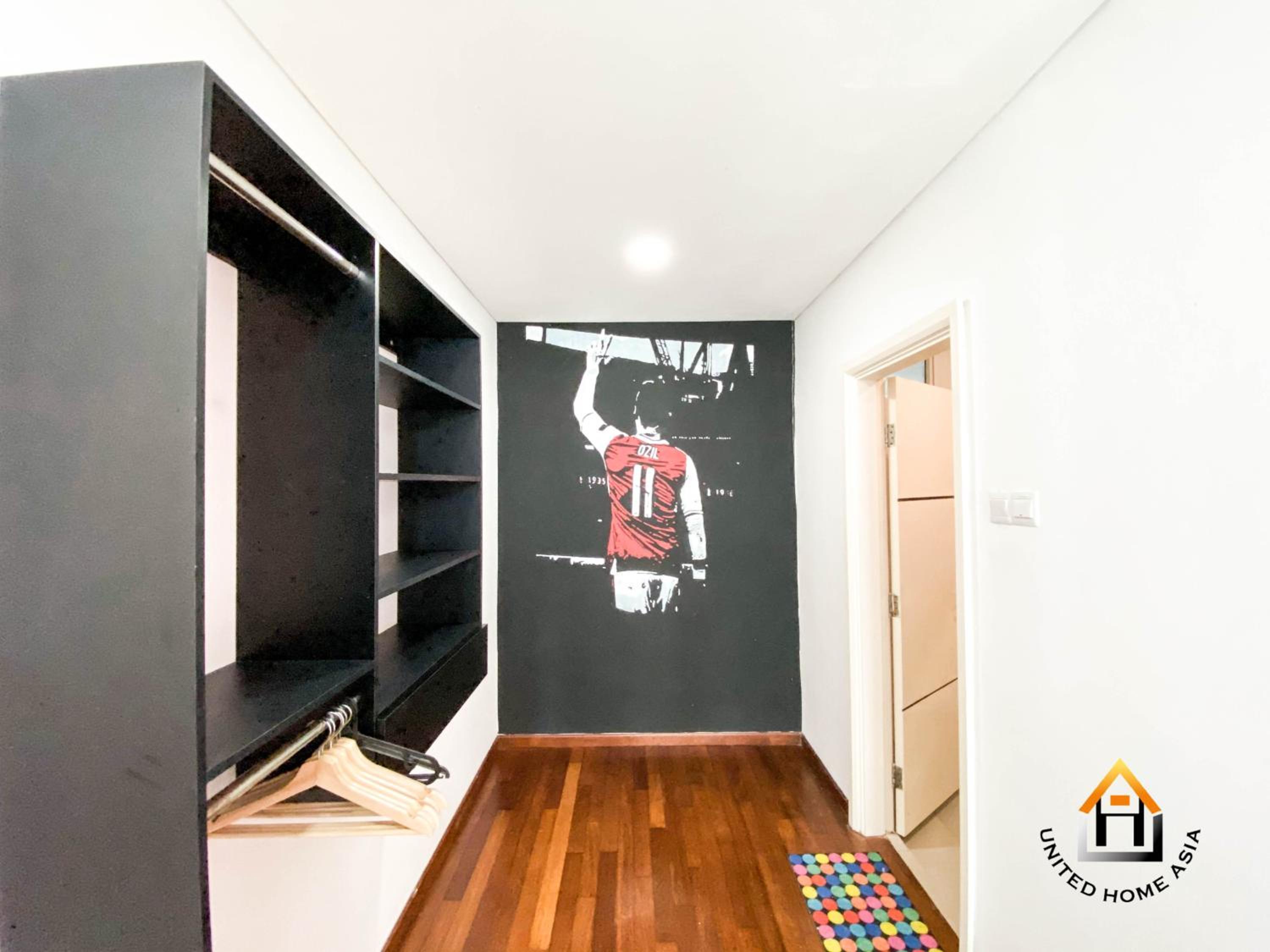 Holi 1Medini Themed Suites