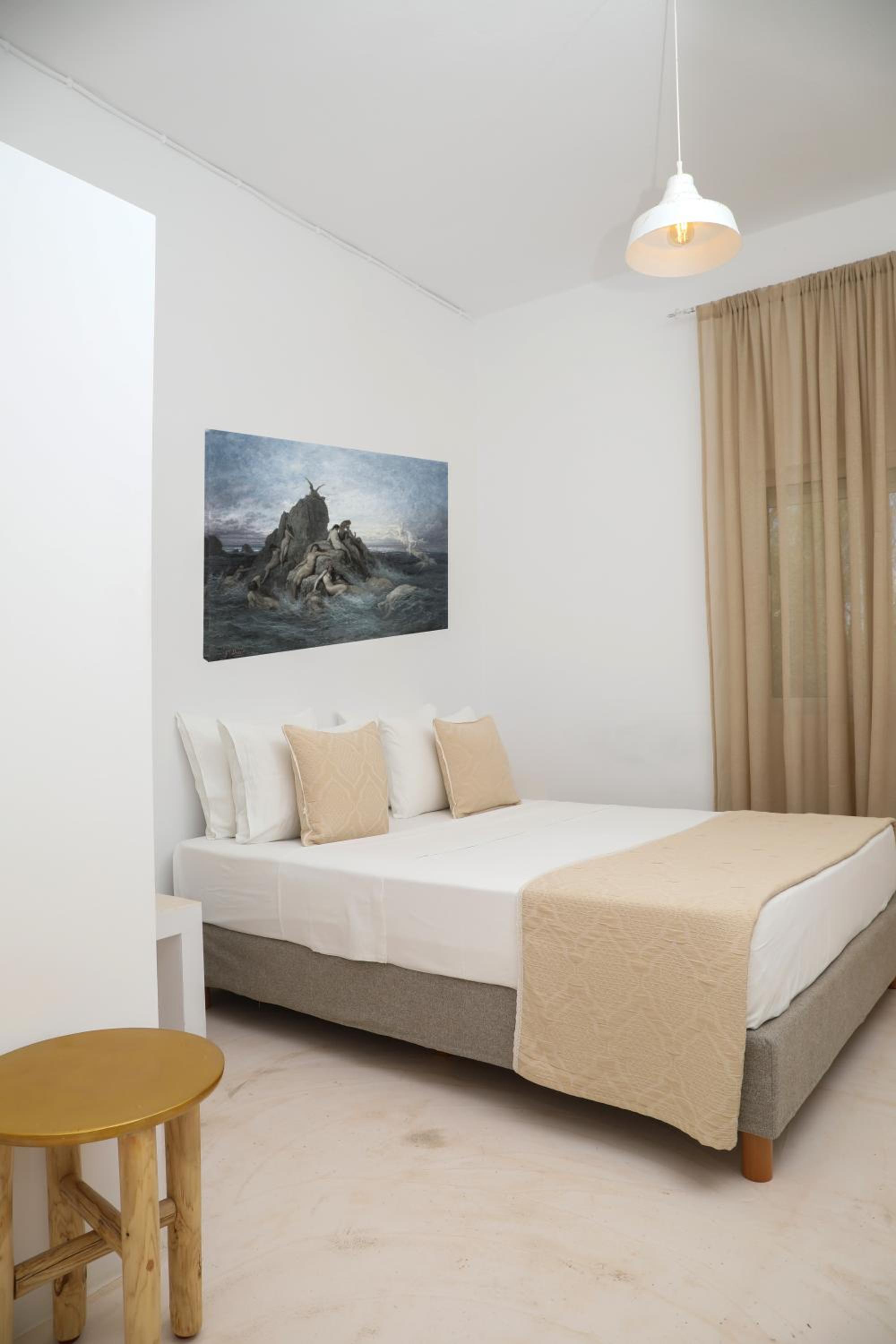 Sea Nymphs Suites