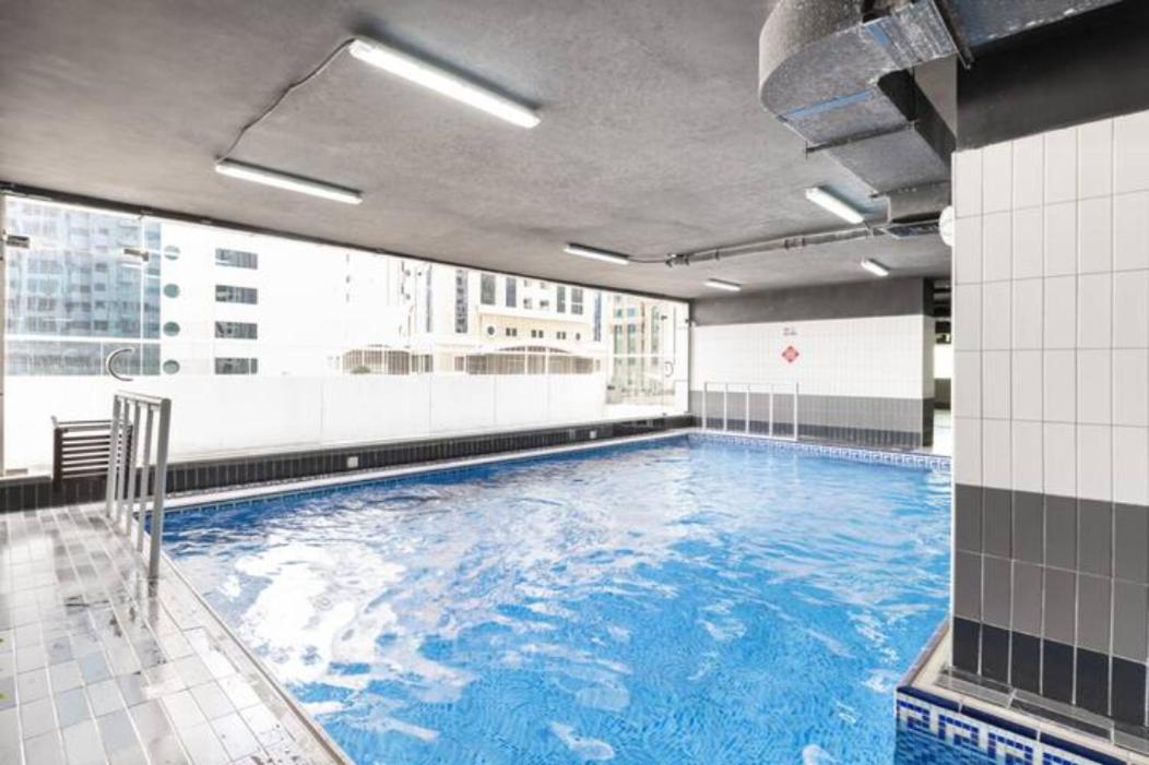 Lovely Dubai Marina Apt - Partial Sea view