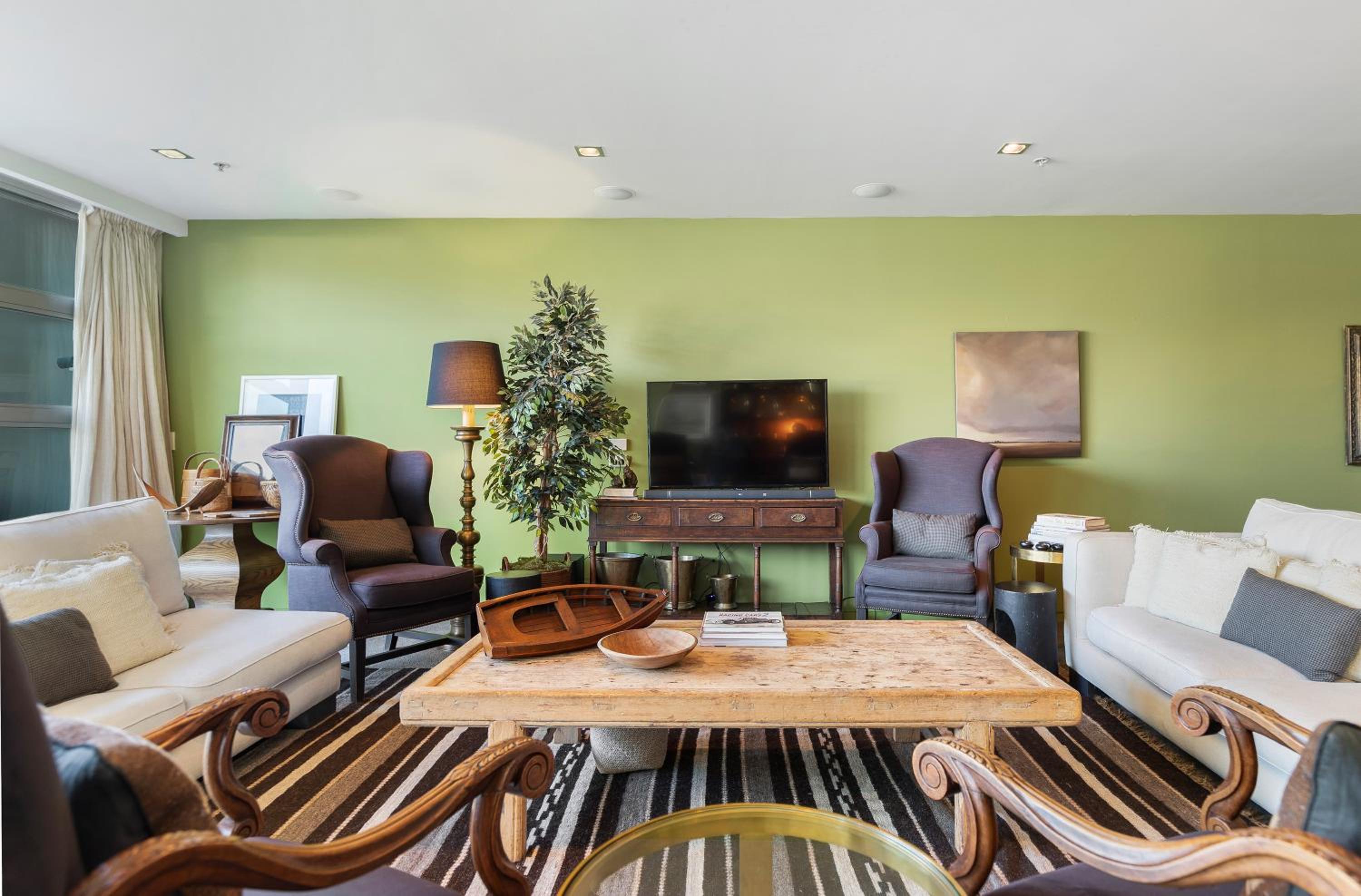 THE SHOTOVER Central Queenstown Luxury view 3