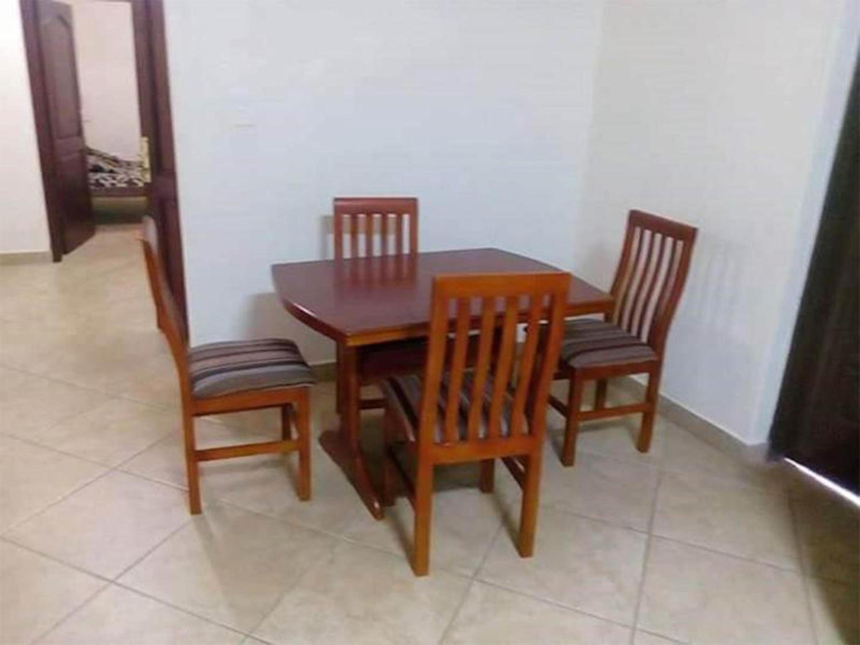 Either for business or pleasure perfect choice wail in Kampala view 3