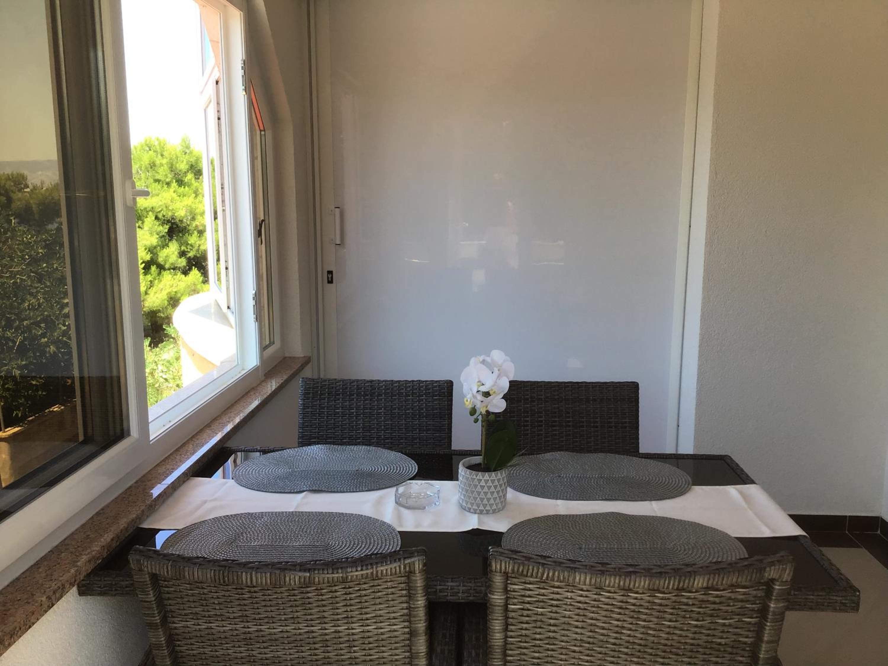 Apartmani Ruzmarin photo 3