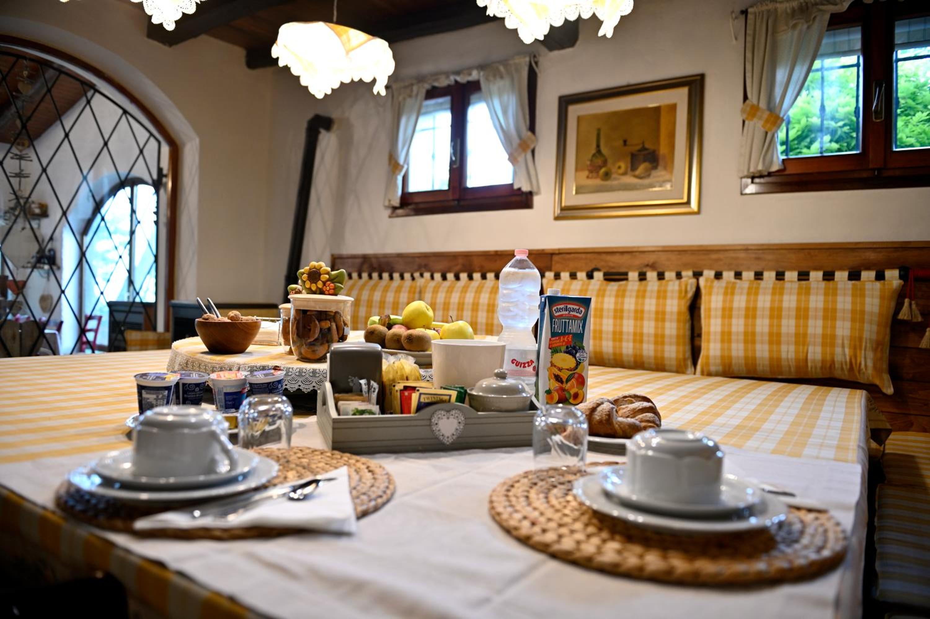 B&B Four Winds