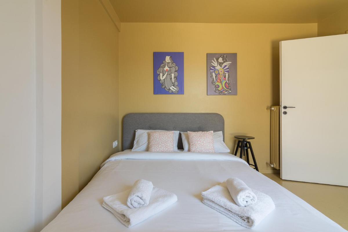 Minimal Apartment In Athens photo 2