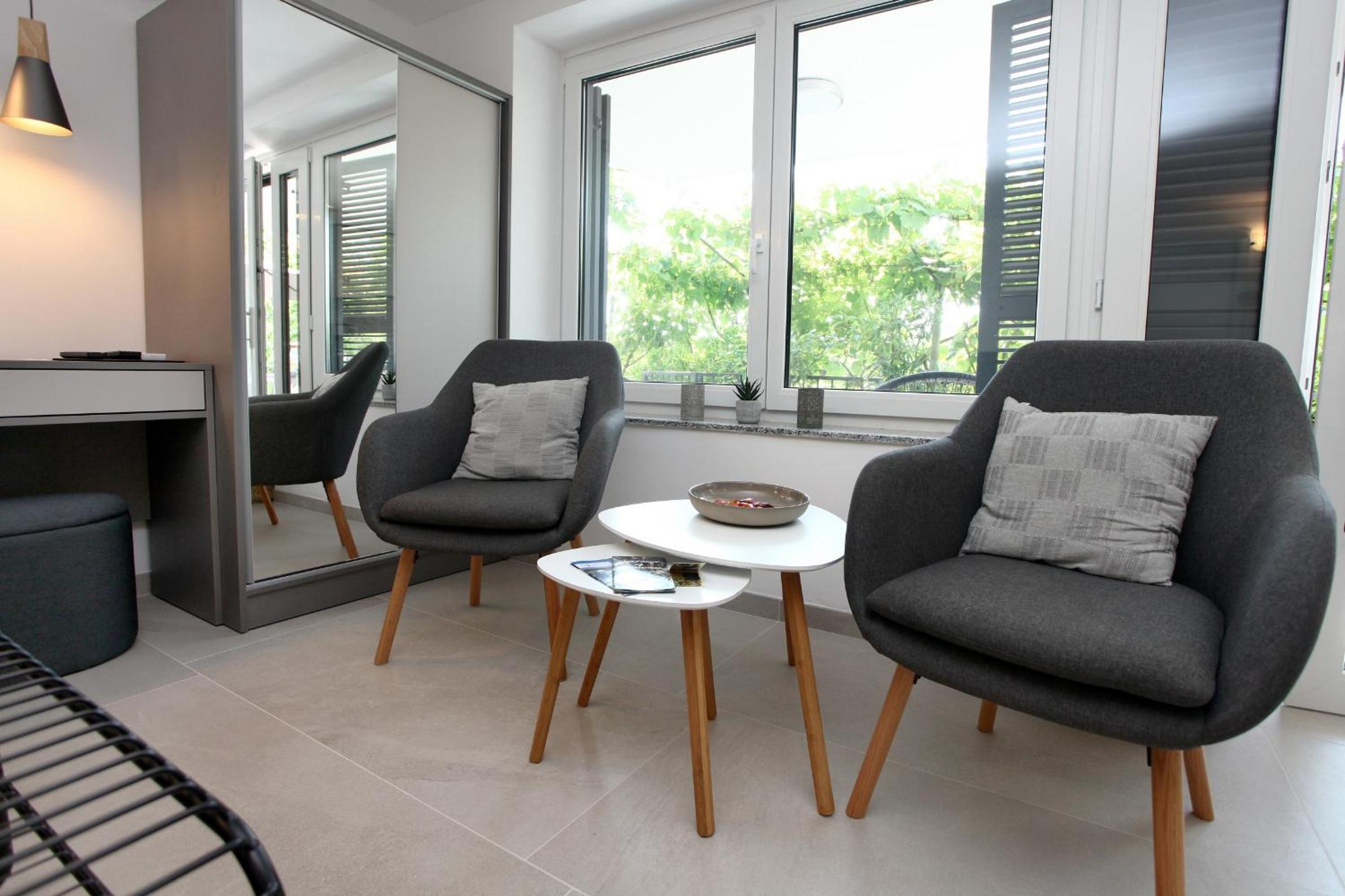 Modern Apartment Parenzana IZMA