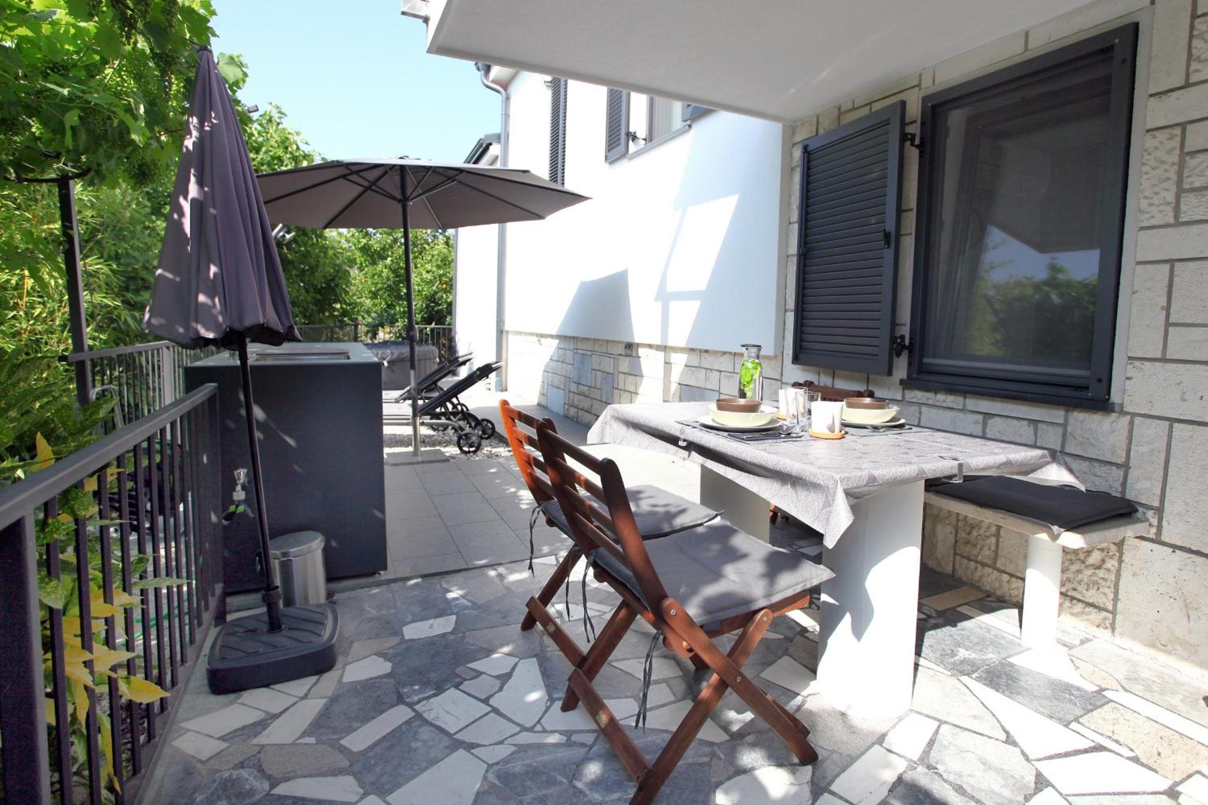 Modern Apartment Parenzana IZMA