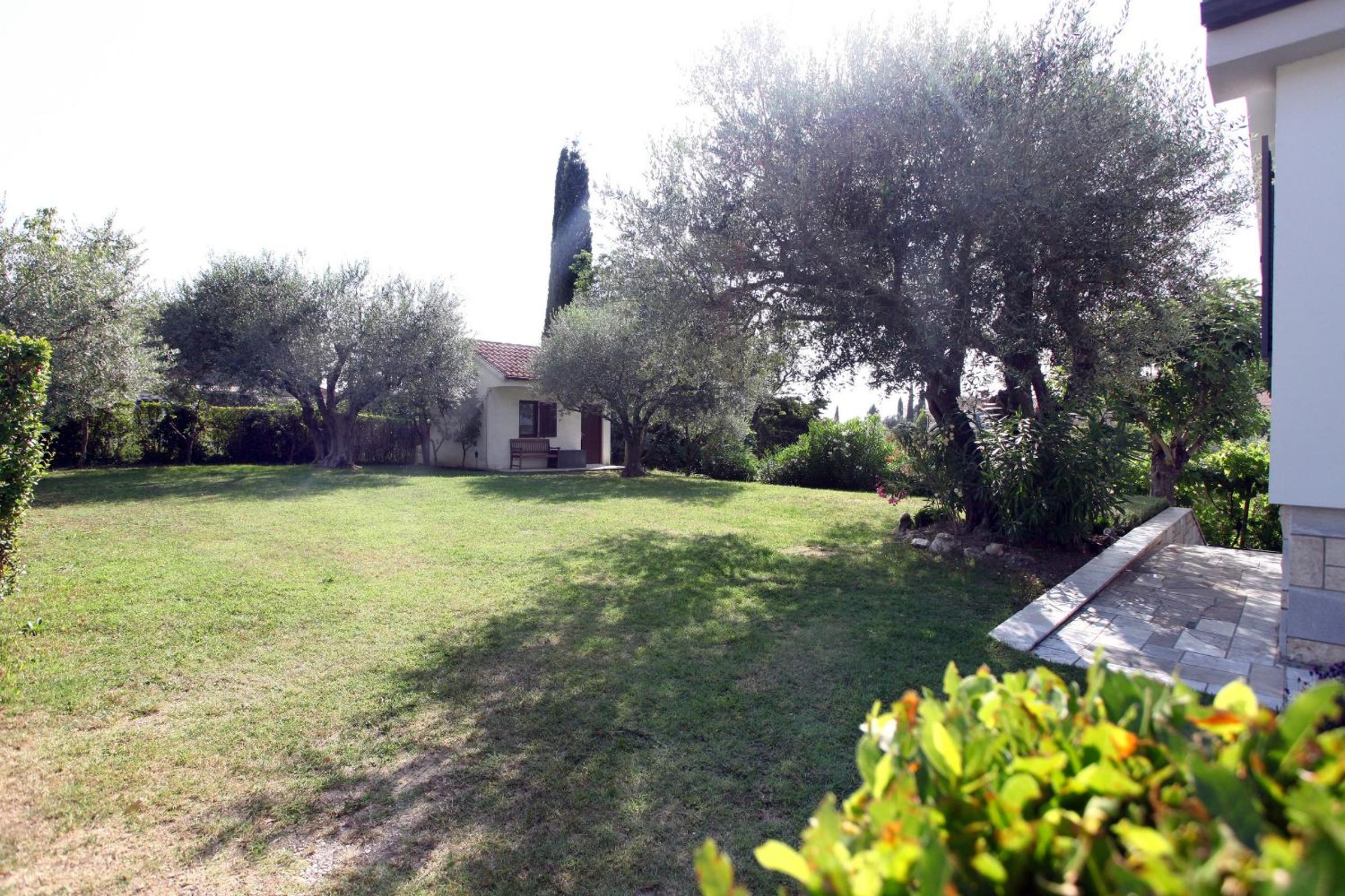 Modern Apartment Parenzana IZMA