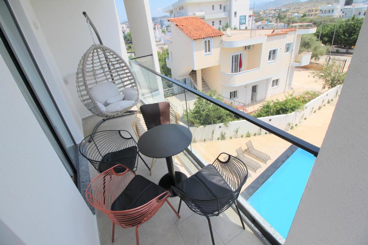 Duka's Hotel 82
