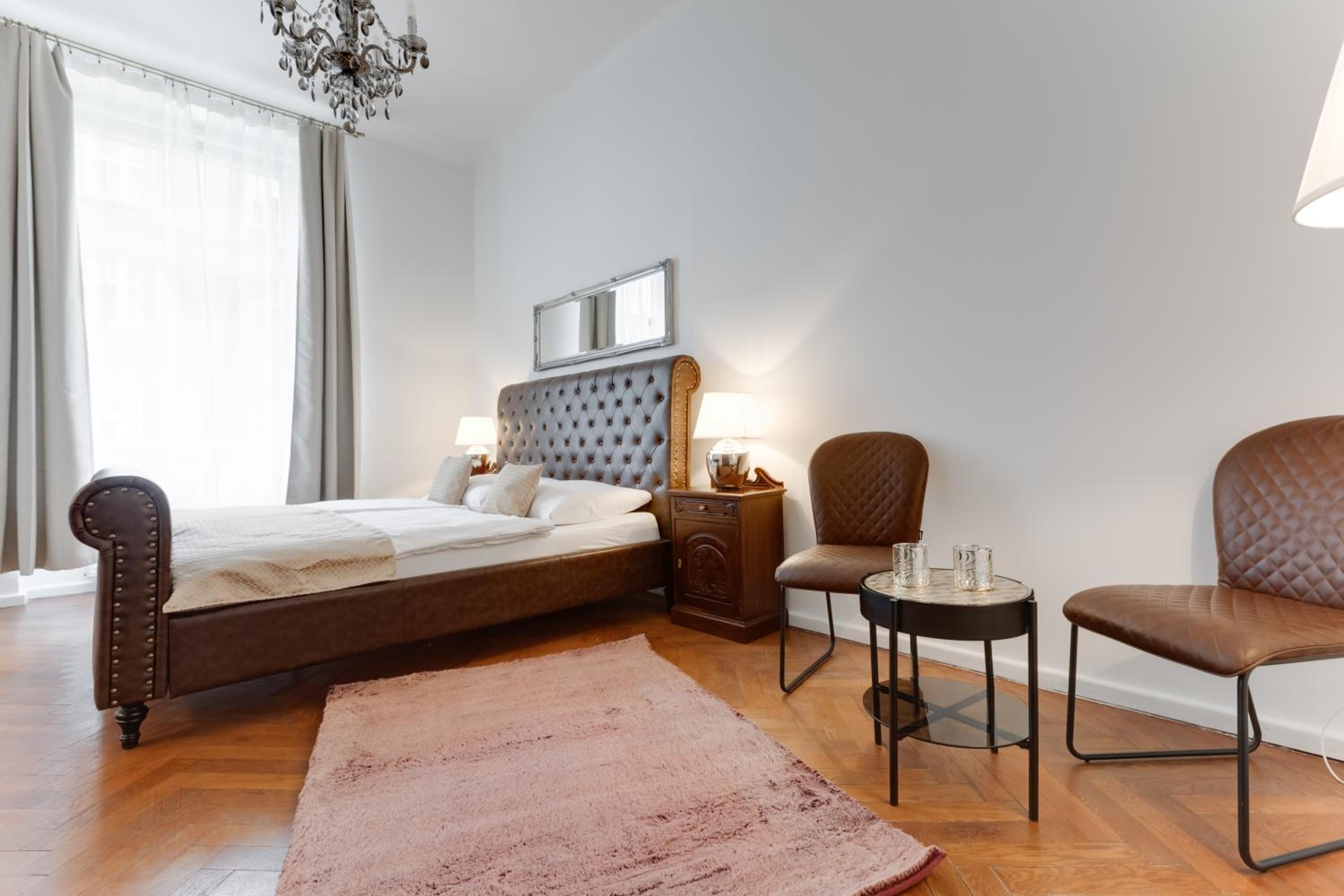 Luxury Riverside Apartments In The Center Of Prague