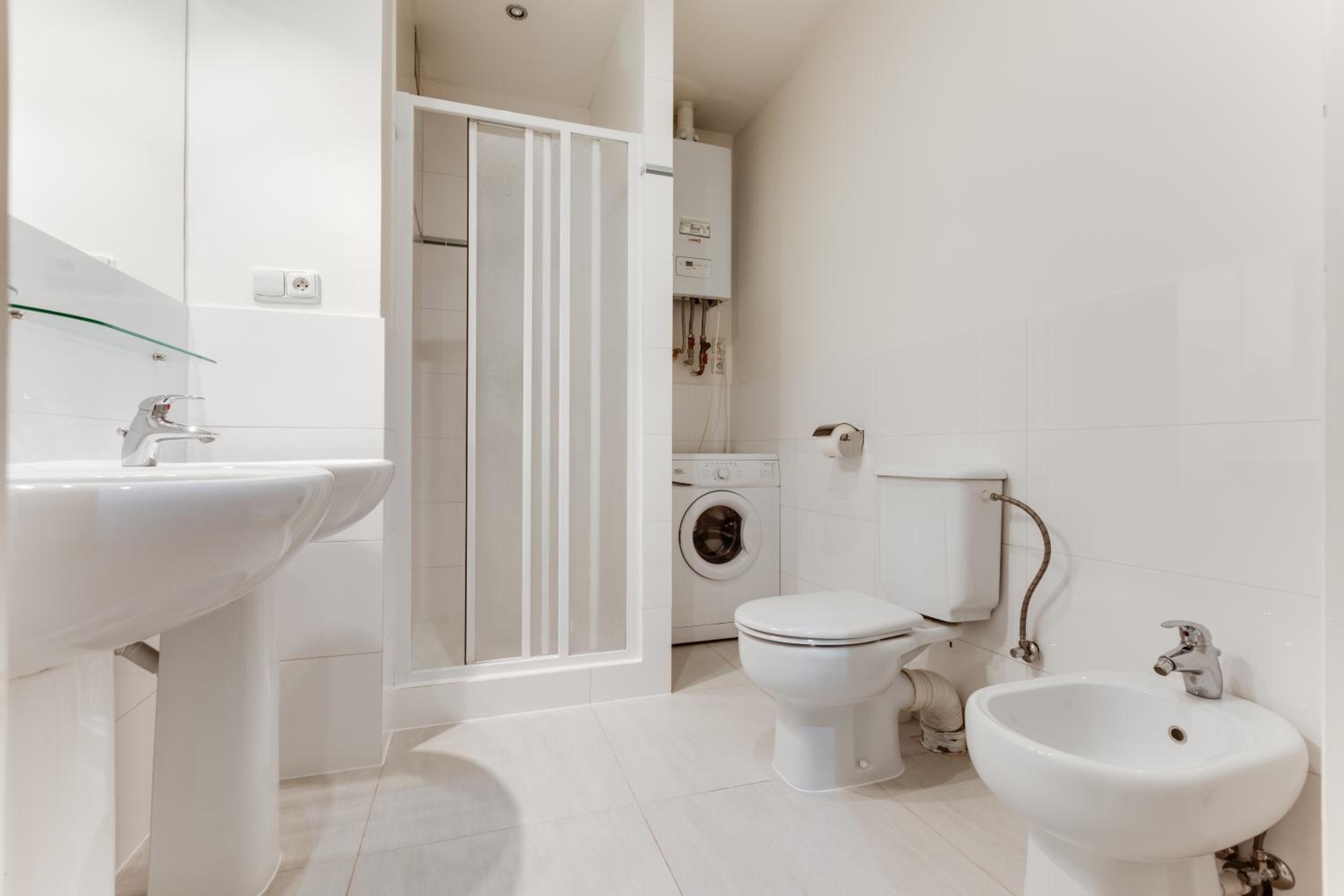 Luxury Riverside Apartments In The Center Of Prague