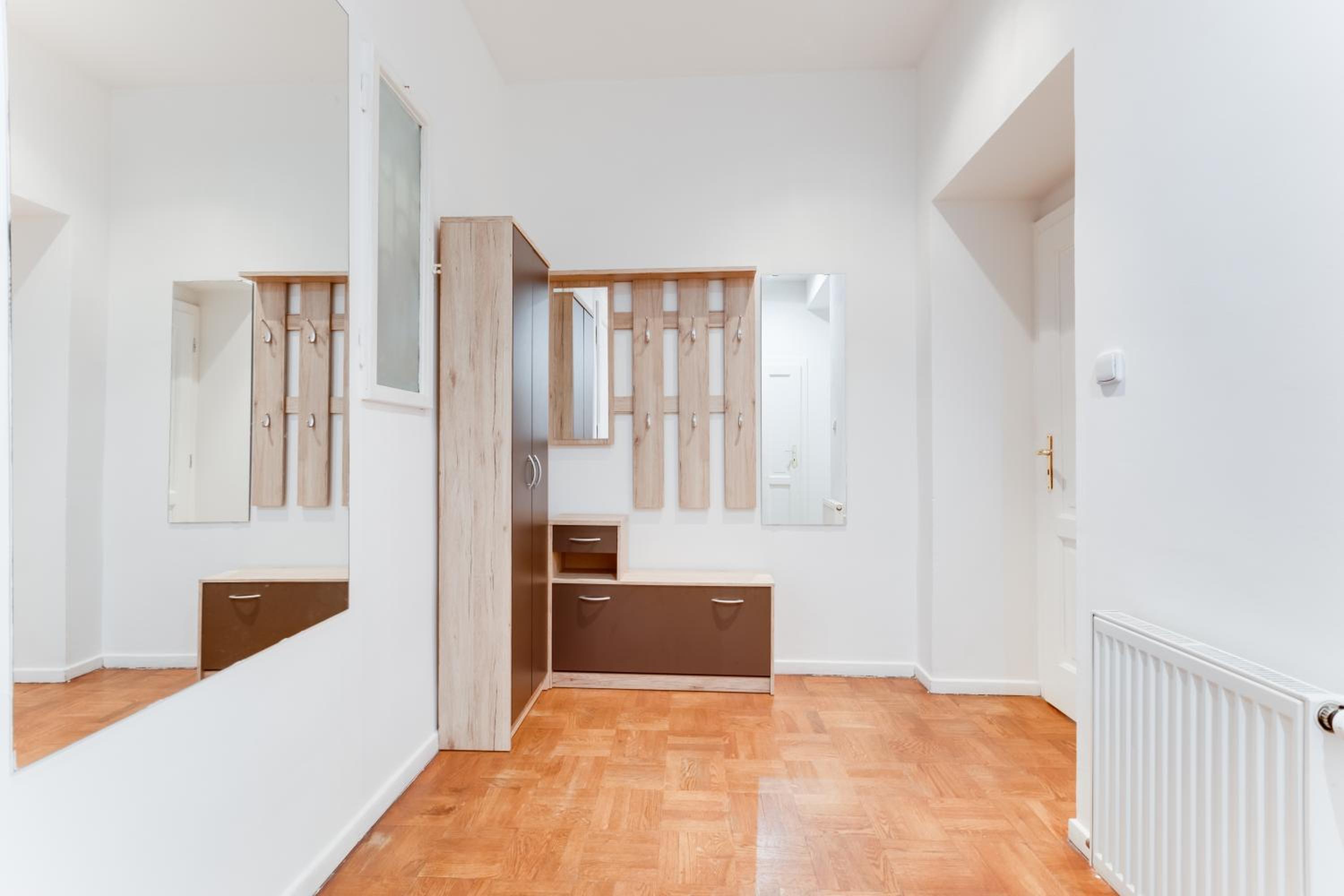 Luxury Riverside Apartments In The Center Of Prague