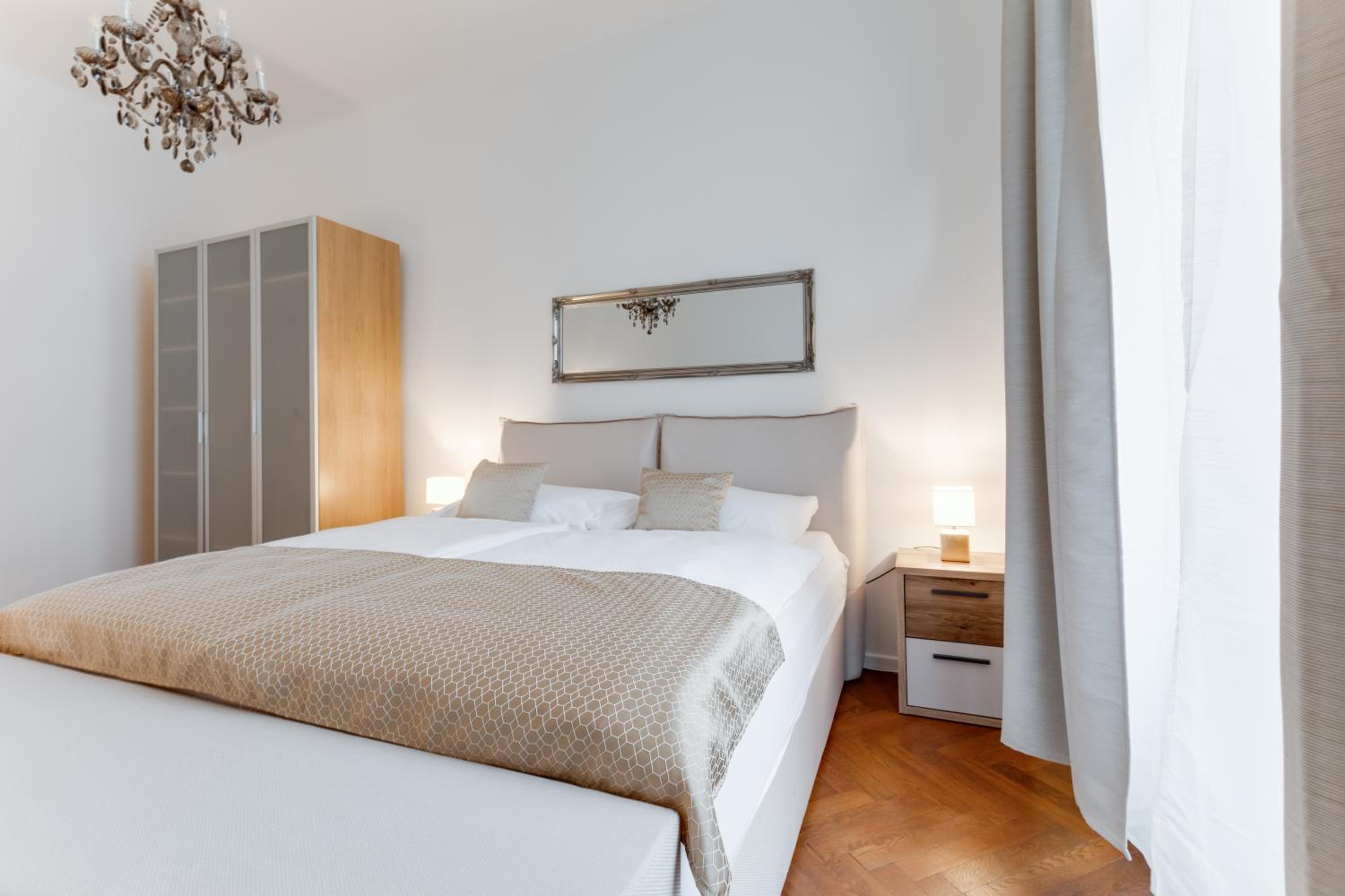 Luxury Riverside Apartments In The Center Of Prague