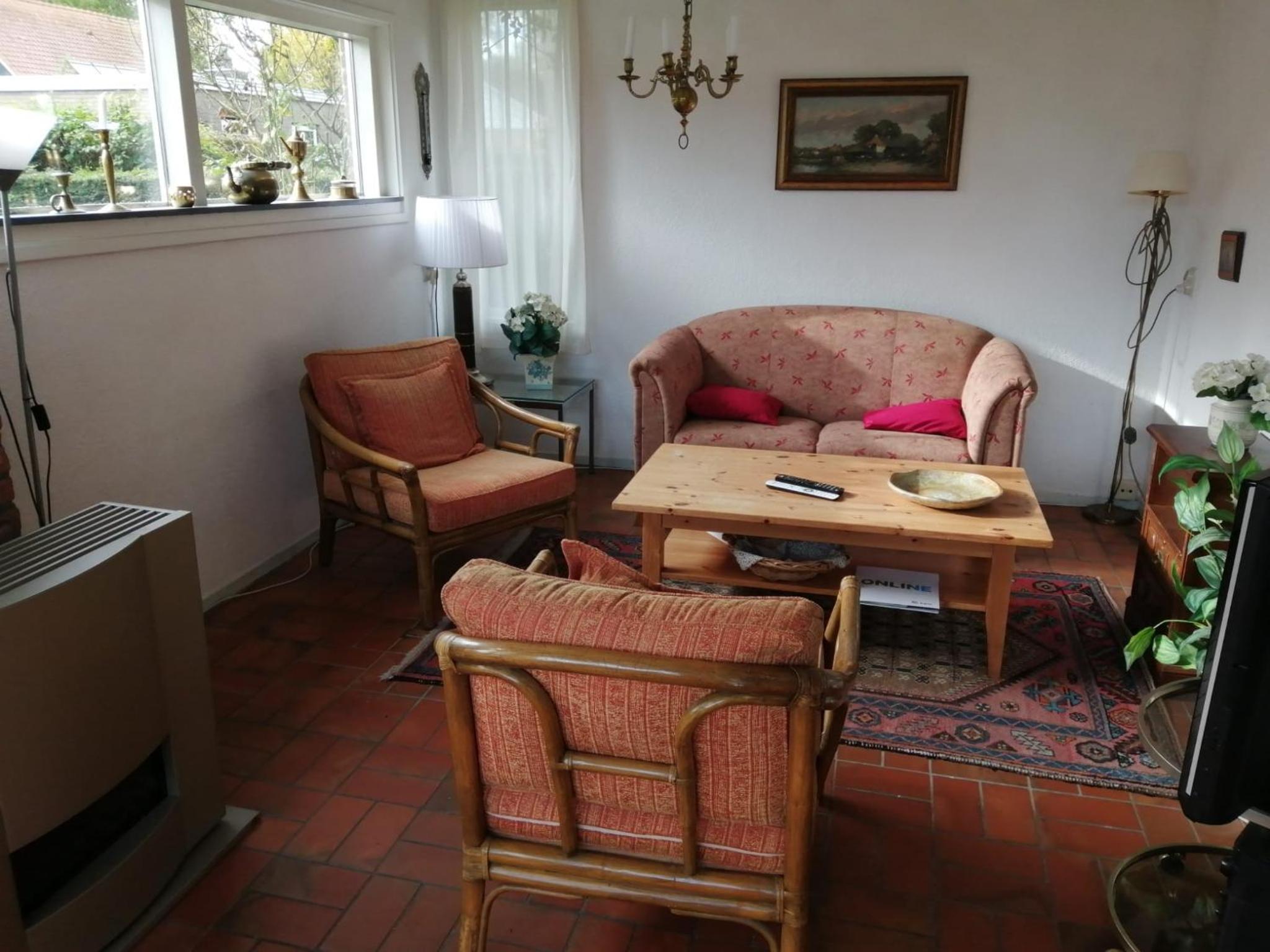 Quietly located vacation bungalow view 4