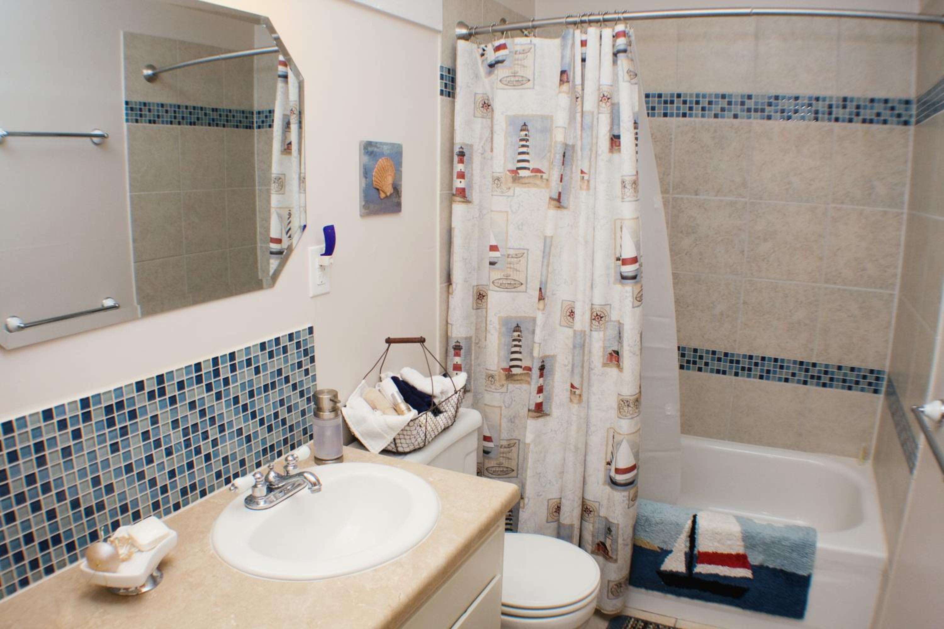 Silver Heart Inn & Cottages