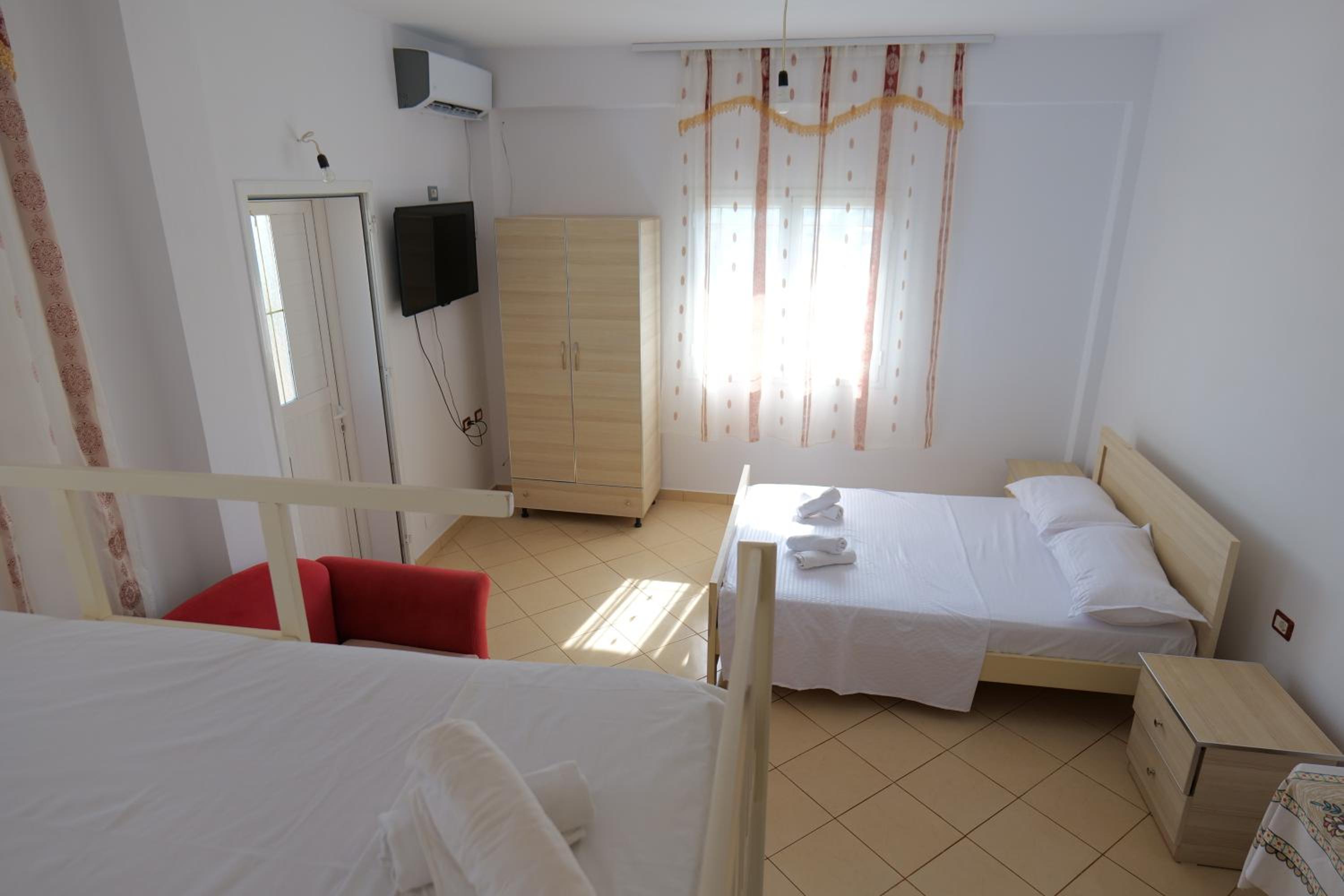 Vila Osmanaj