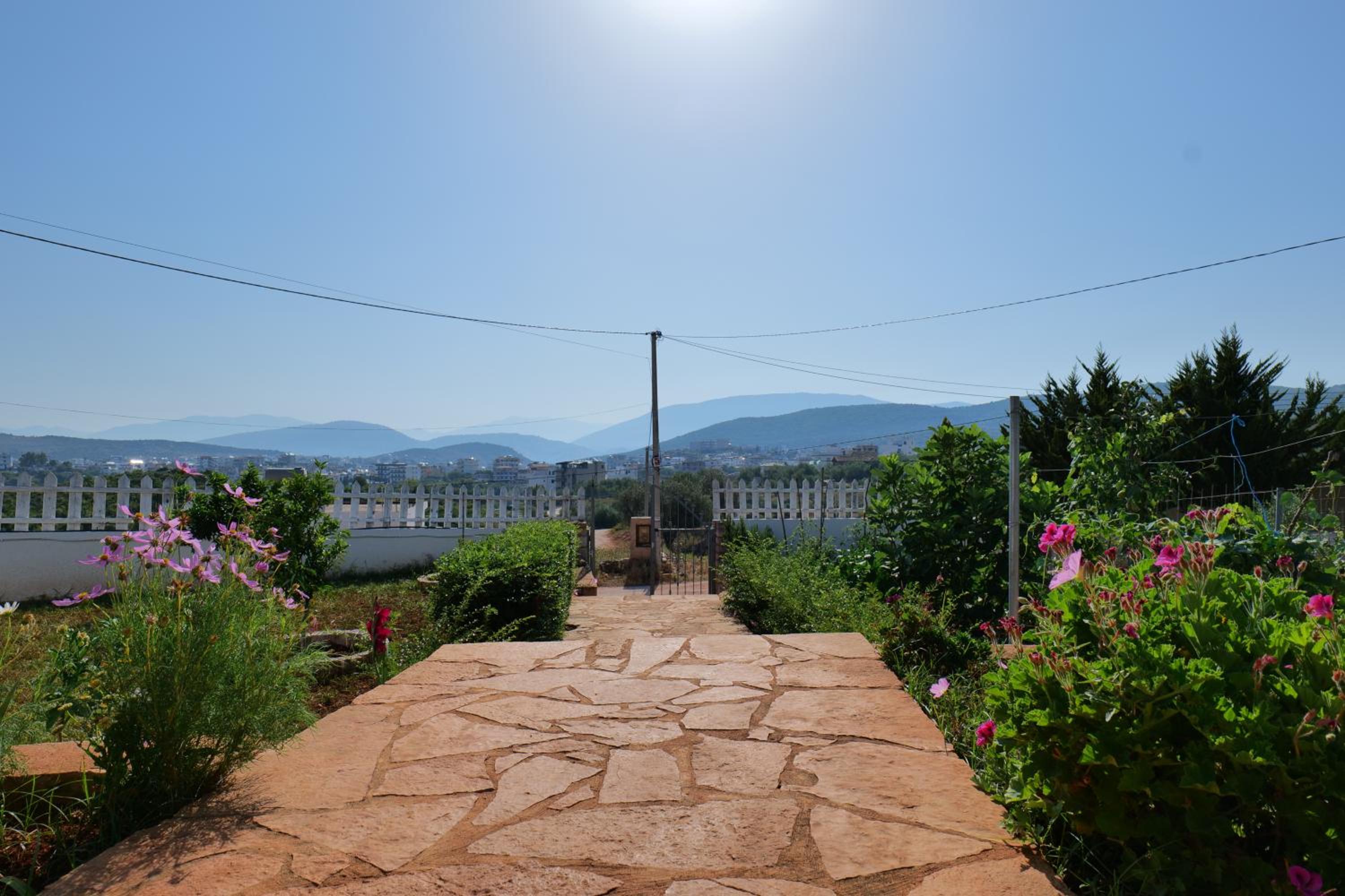 Vila Osmanaj