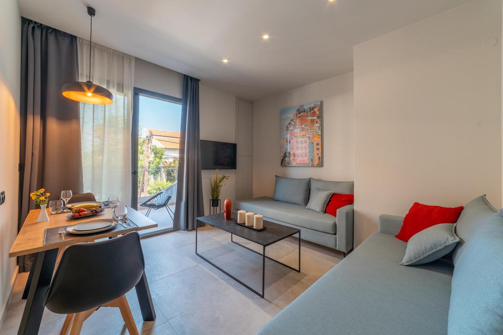 Brand new Suites in City Center view 2