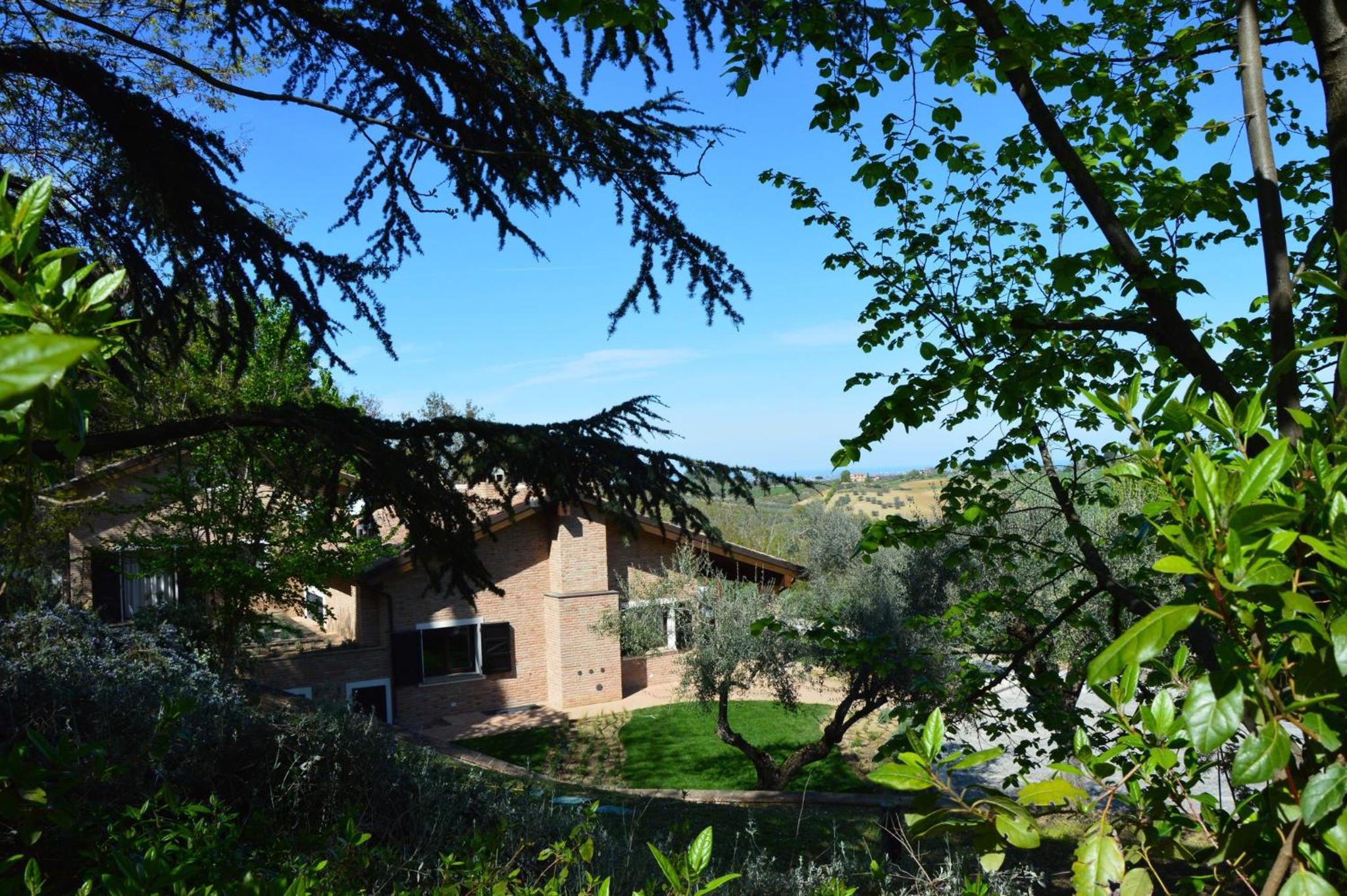 Resort Villa Paola view 3