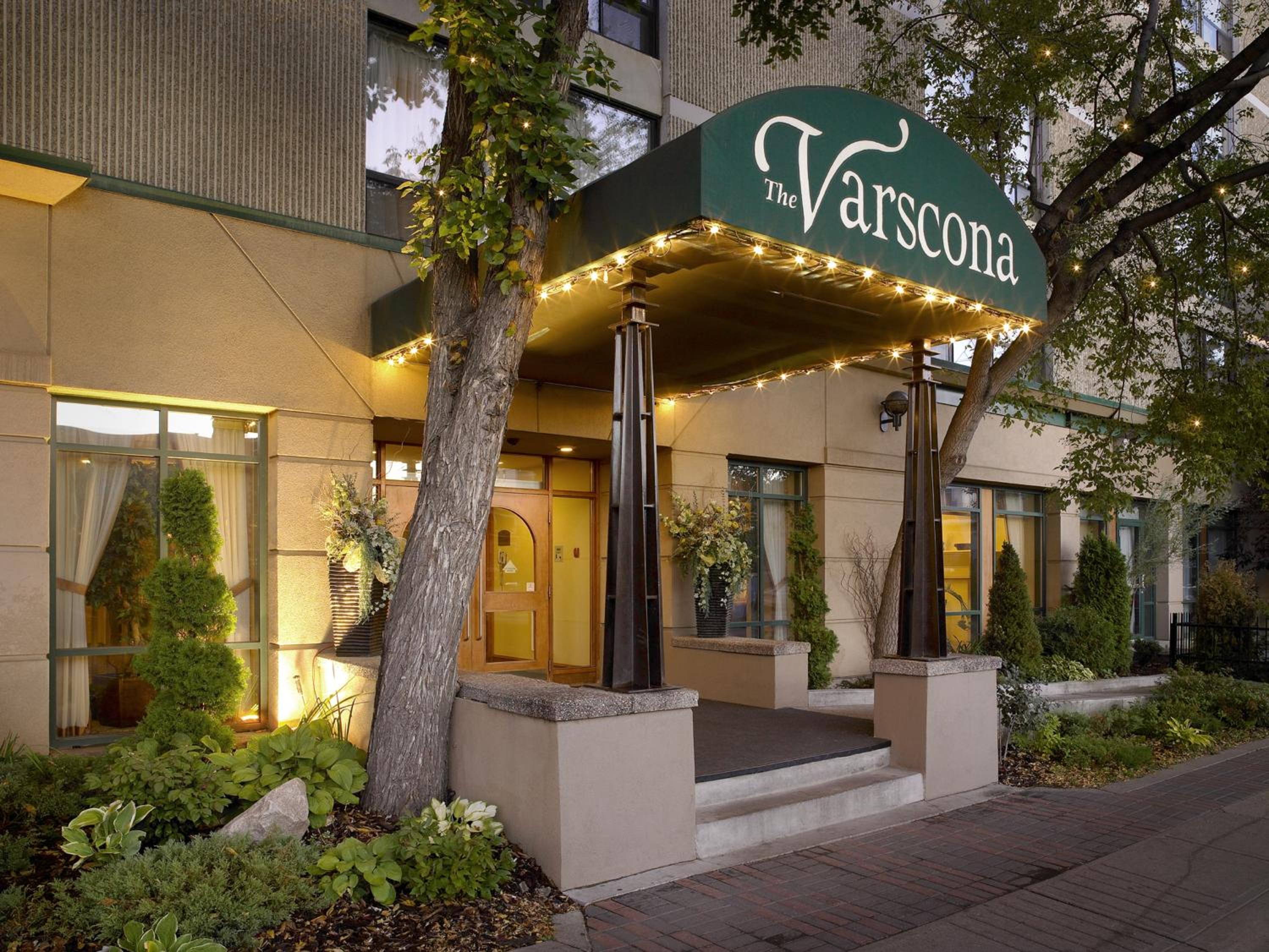 Hotel Varscona Hotel on Whyte - Image 1
