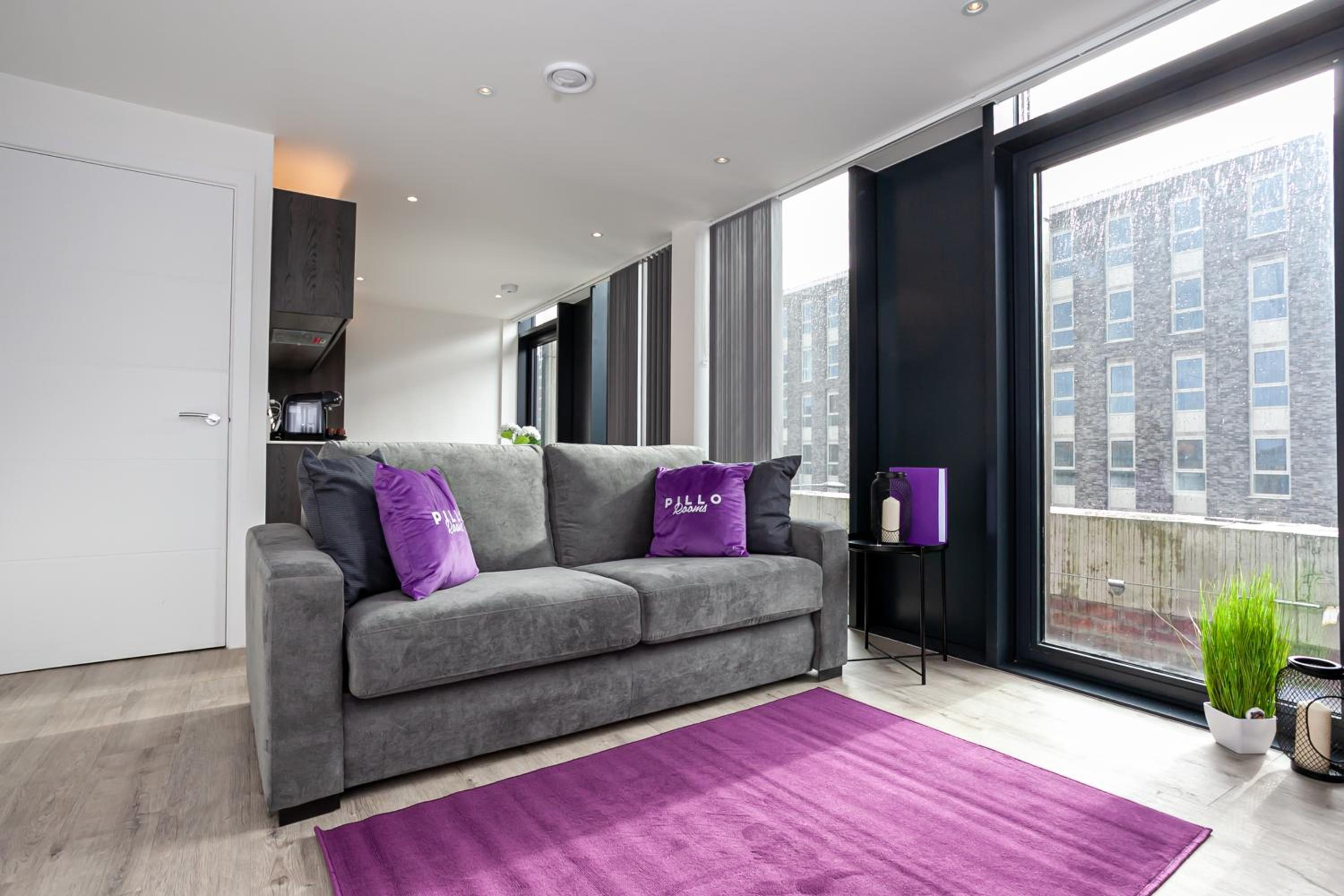 Pillo Rooms Serviced Apartments - Manchester view 4