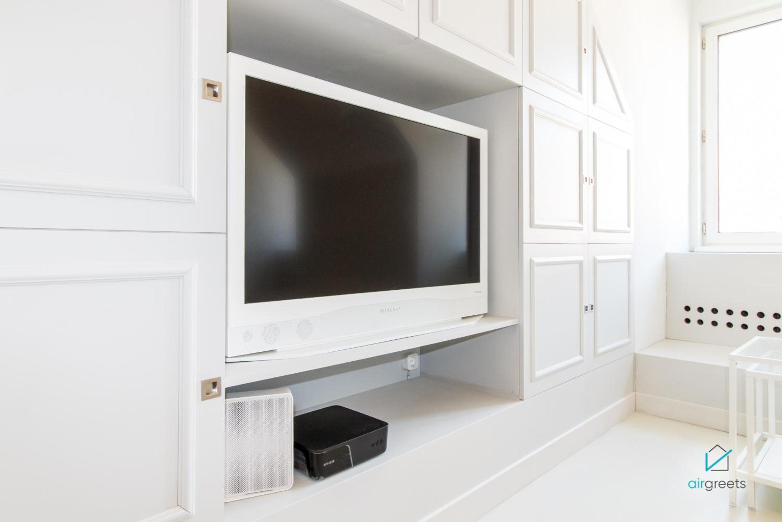 MODERN, MINIMALIST FLAT IN VIENNA